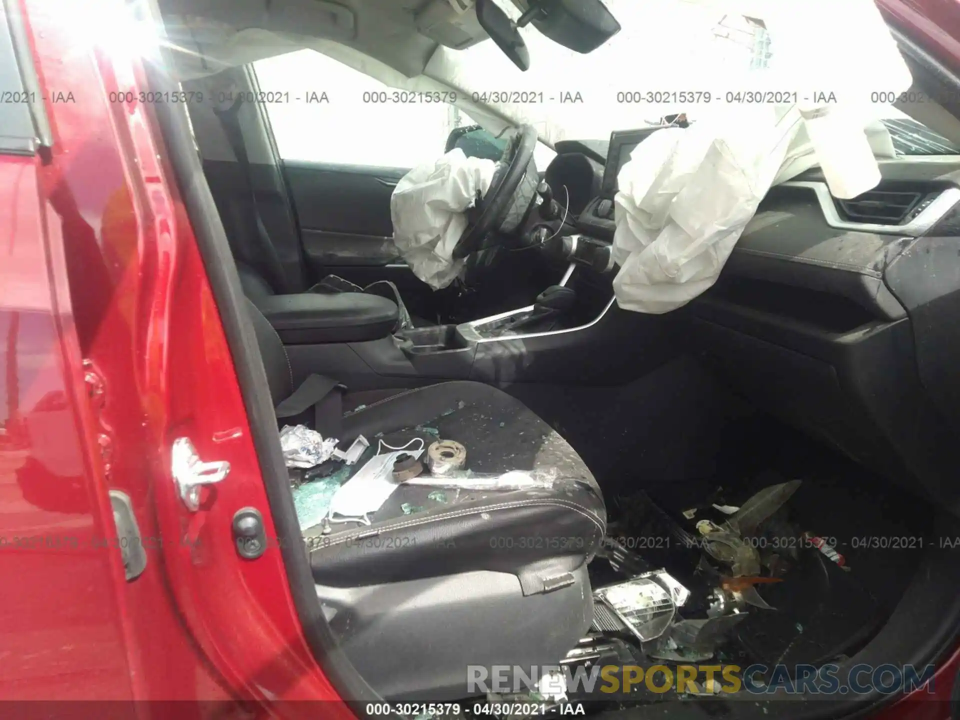 5 Photograph of a damaged car 2T3H1RFV7KW037150 TOYOTA RAV4 2019