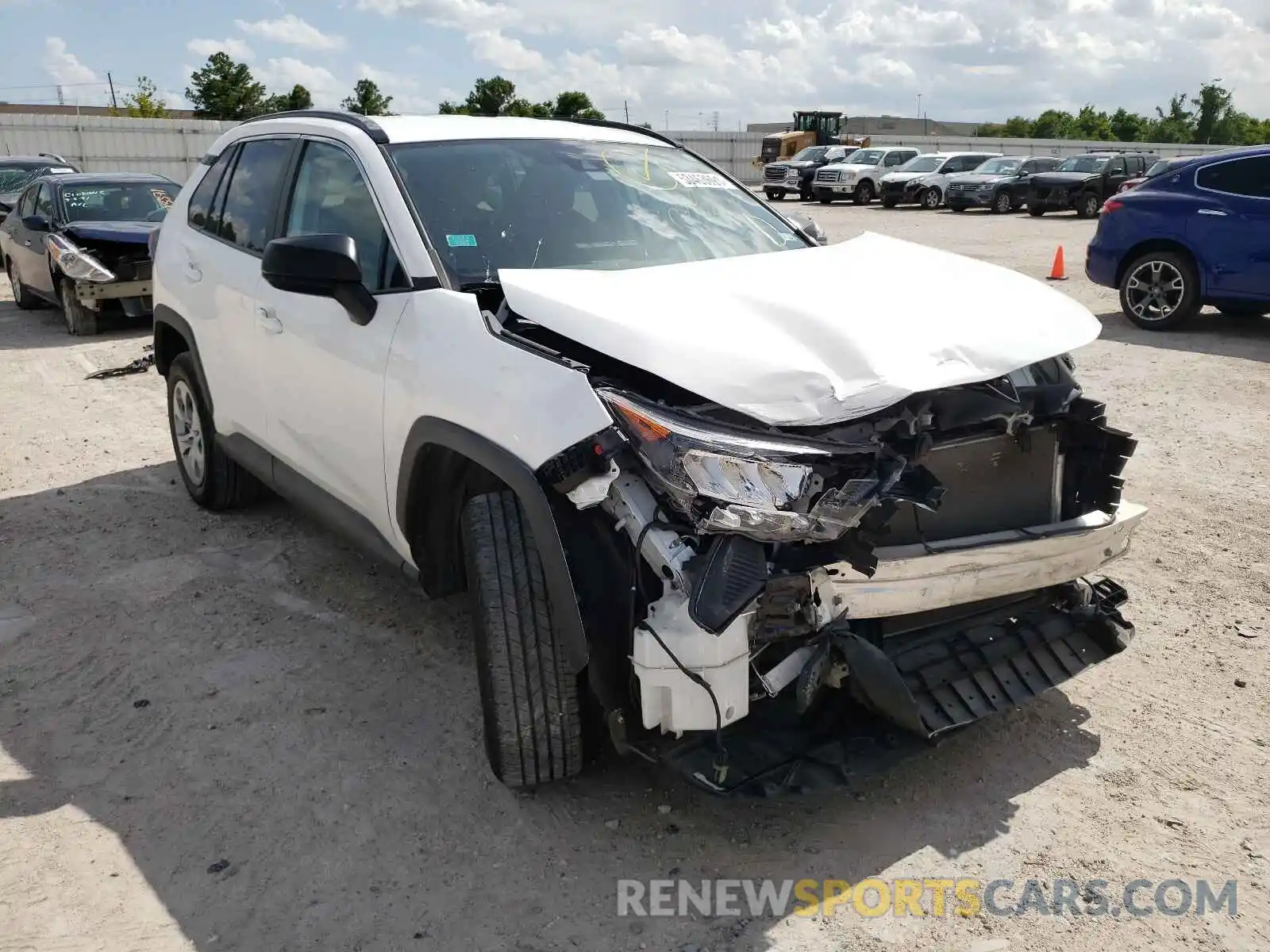 1 Photograph of a damaged car 2T3H1RFV7KW038167 TOYOTA RAV4 2019