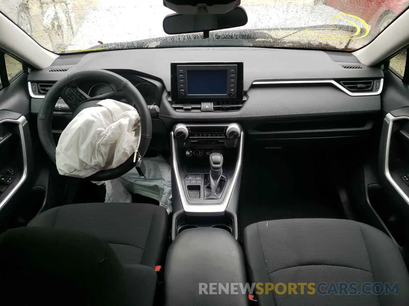 9 Photograph of a damaged car 2T3H1RFV7KW040873 TOYOTA RAV4 2019