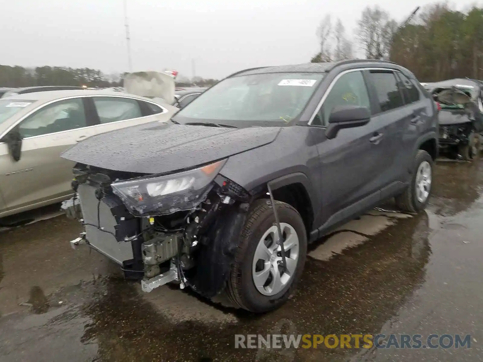 2 Photograph of a damaged car 2T3H1RFV7KW043627 TOYOTA RAV4 2019