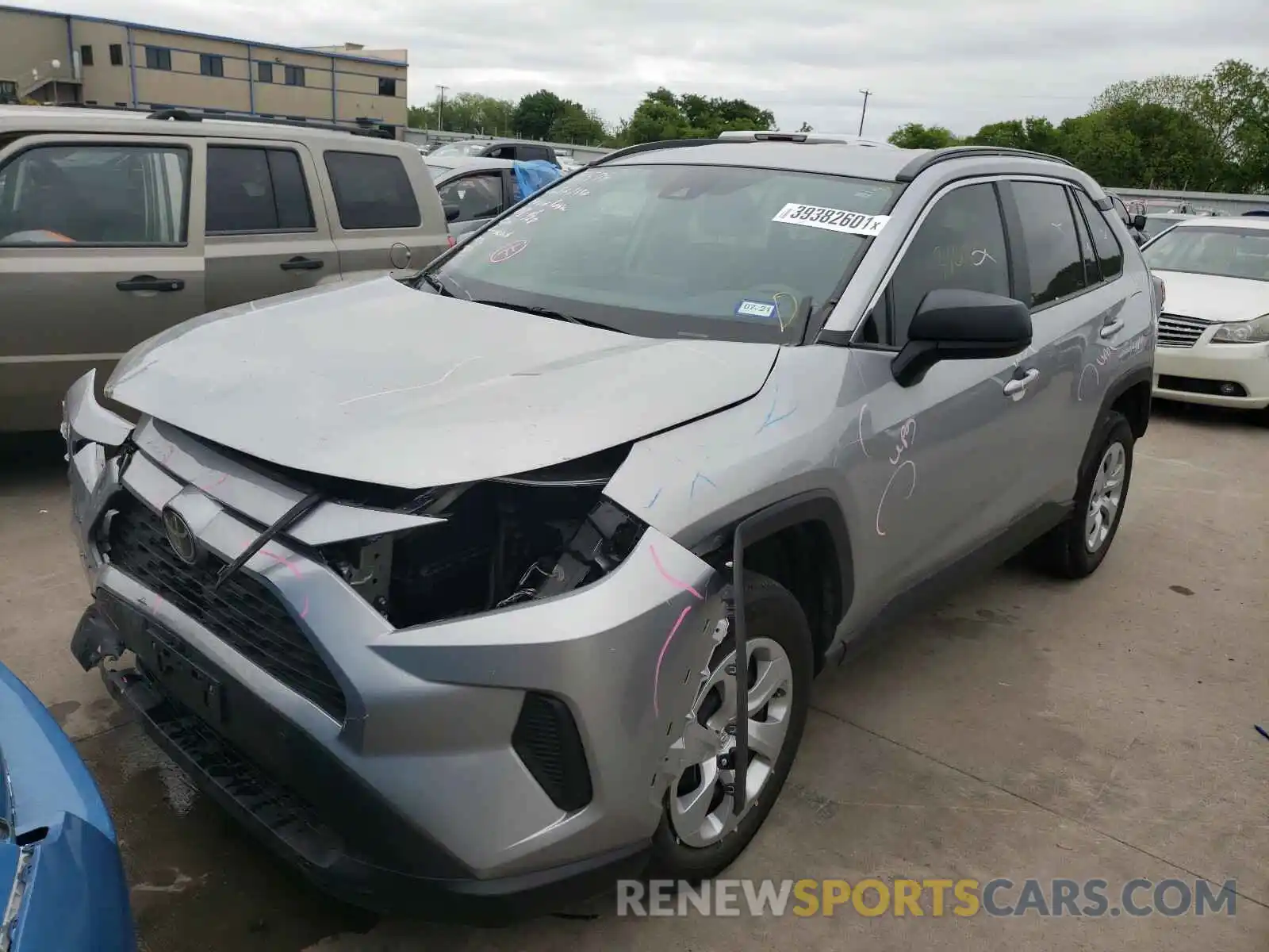 2 Фотография поврежденного автомобиля 2T3H1RFV7KW045104 TOYOTA RAV4 2019