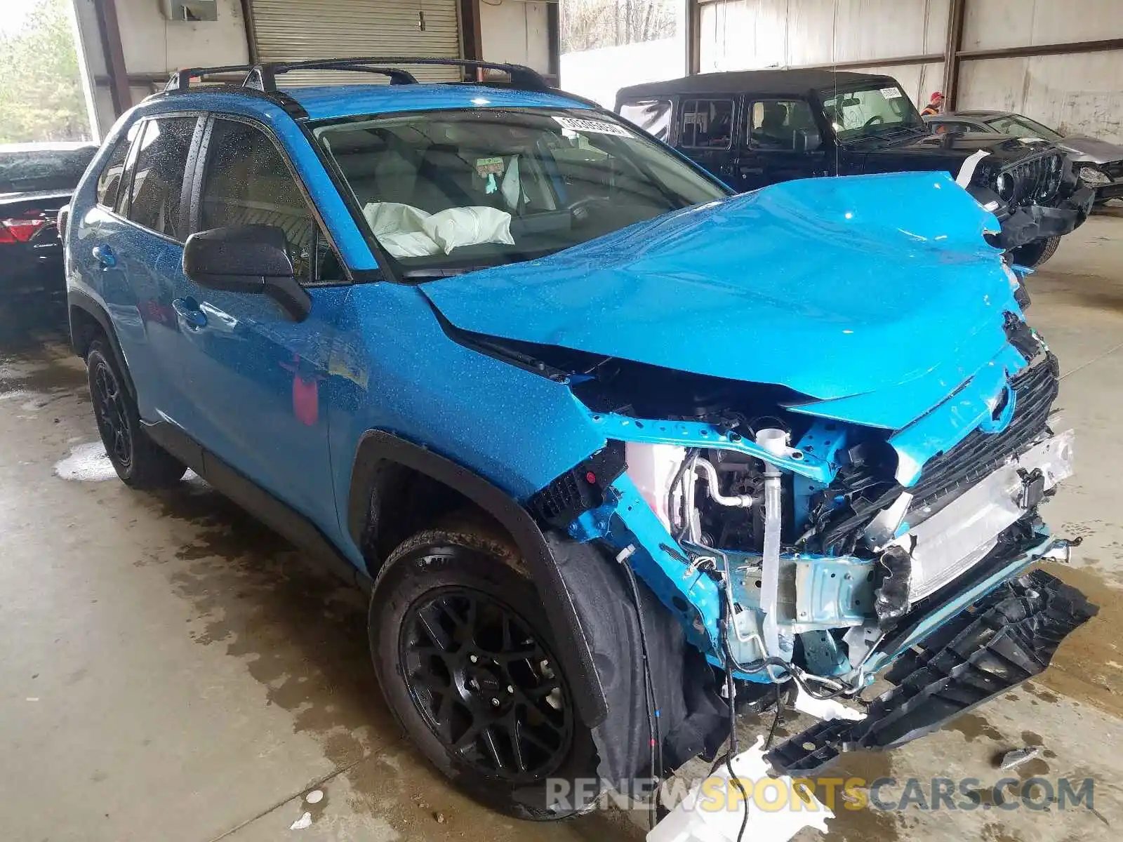 1 Photograph of a damaged car 2T3H1RFV7KW045331 TOYOTA RAV4 2019