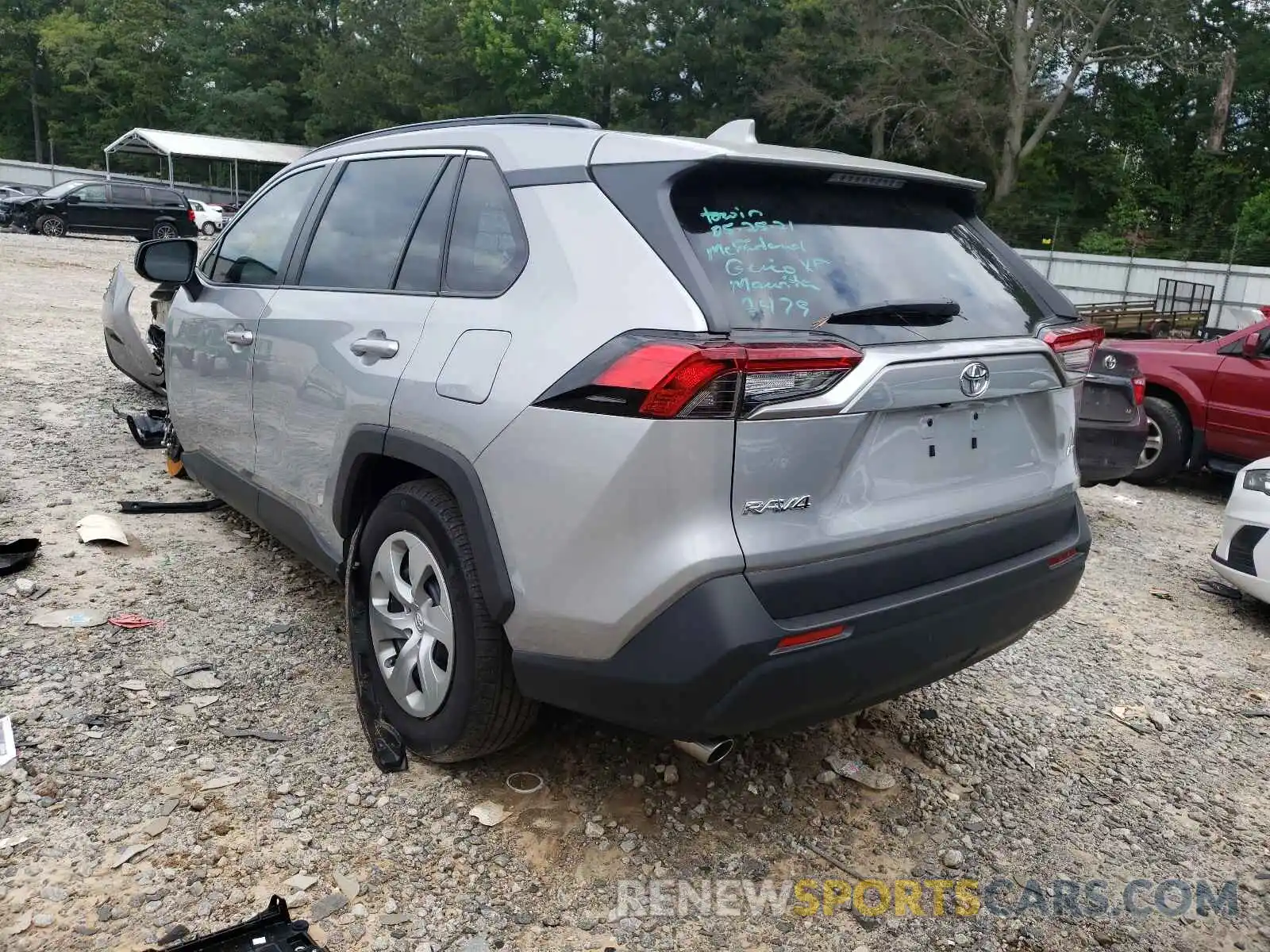 3 Photograph of a damaged car 2T3H1RFV7KW045569 TOYOTA RAV4 2019