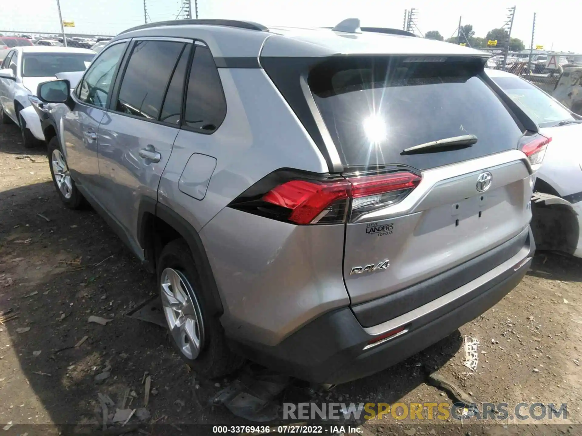 3 Photograph of a damaged car 2T3H1RFV7KW046494 TOYOTA RAV4 2019