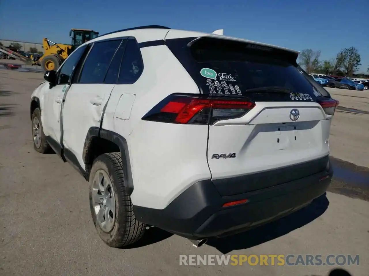 3 Photograph of a damaged car 2T3H1RFV7KW052585 TOYOTA RAV4 2019