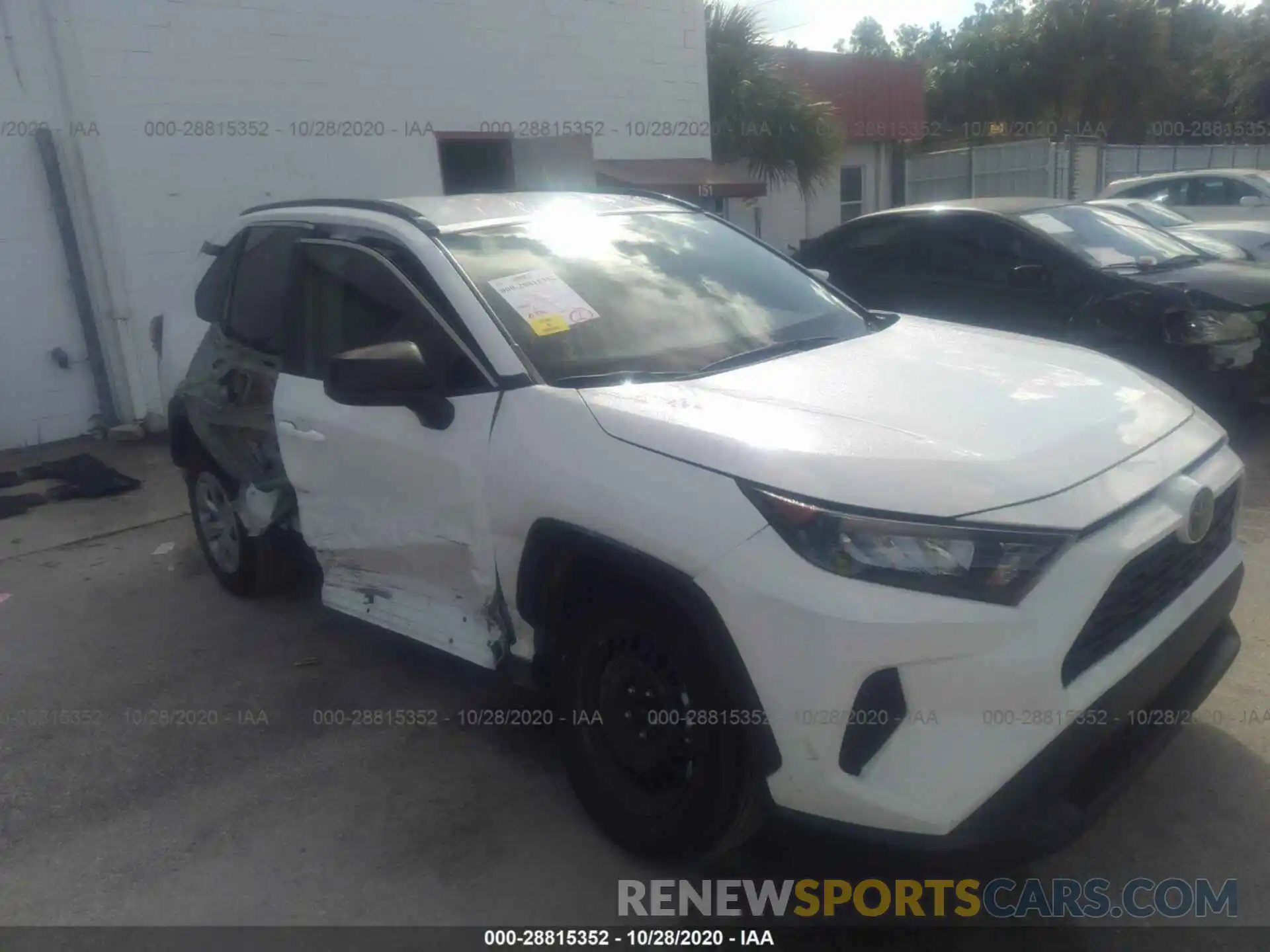 6 Фотография поврежденного автомобиля 2T3H1RFV7KW055633 TOYOTA RAV4 2019