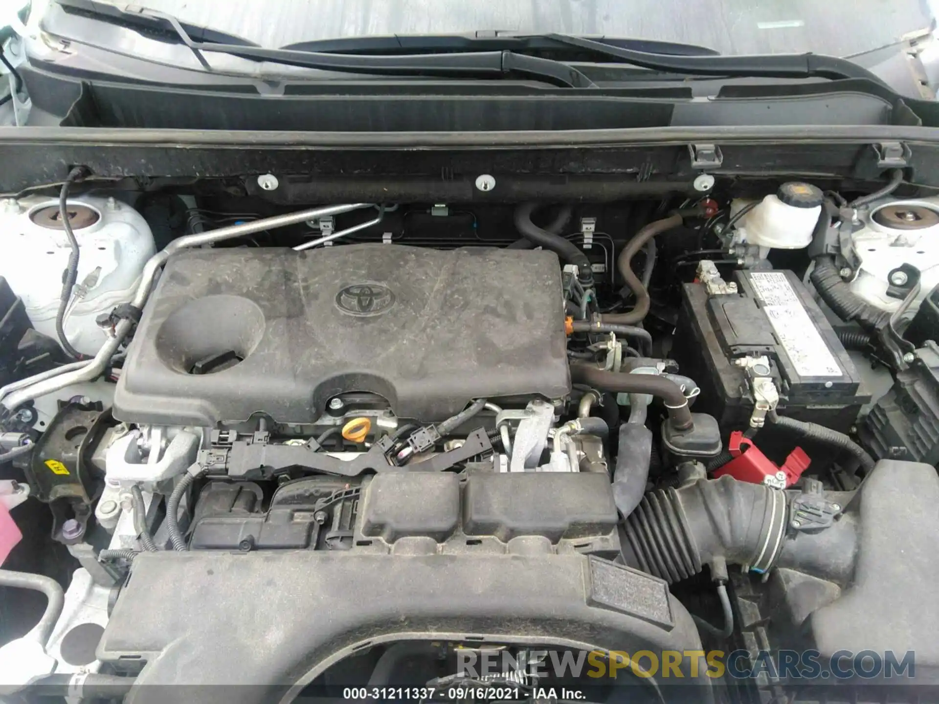 10 Фотография поврежденного автомобиля 2T3H1RFV7KW055678 TOYOTA RAV4 2019