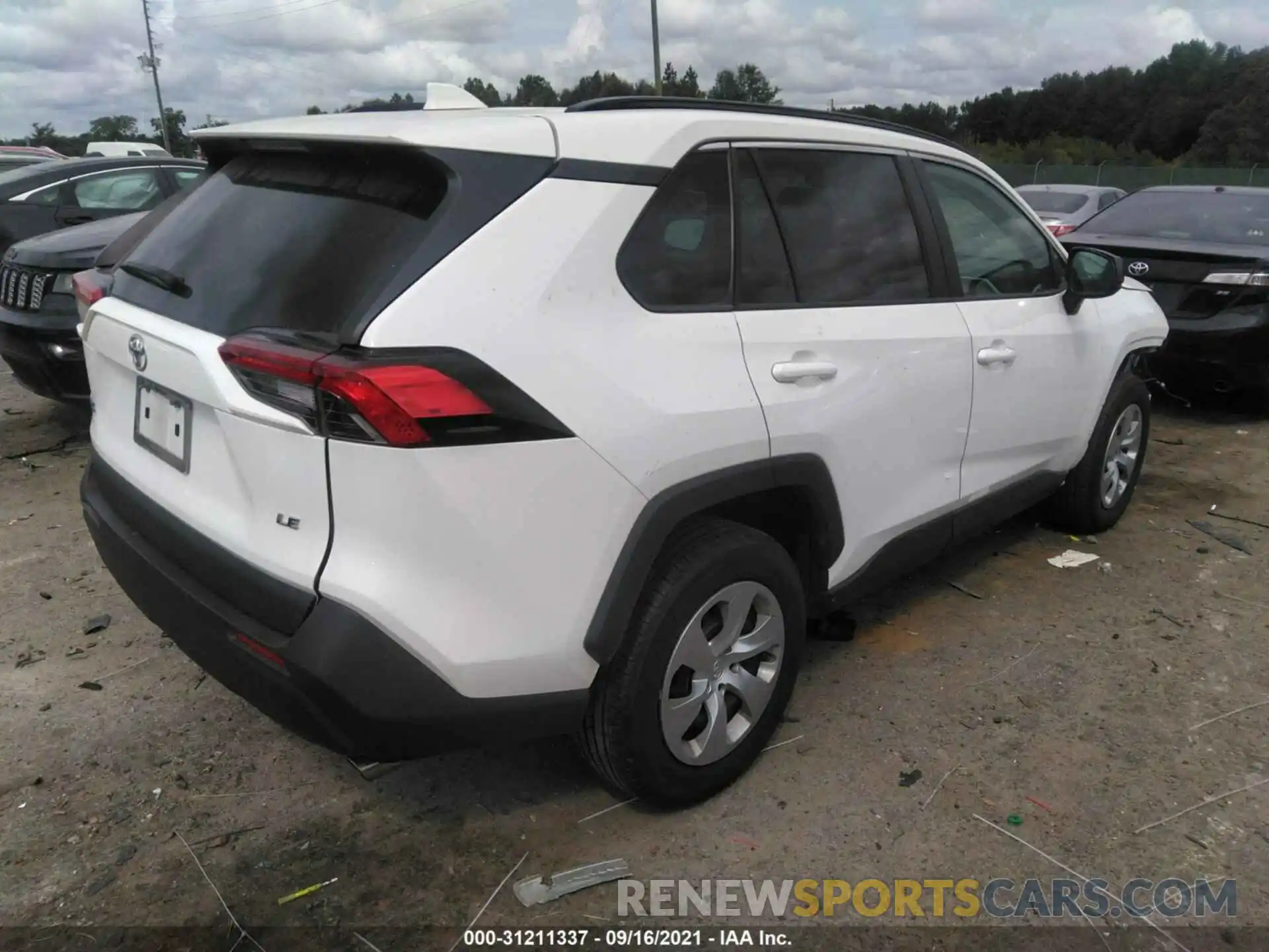 4 Фотография поврежденного автомобиля 2T3H1RFV7KW055678 TOYOTA RAV4 2019