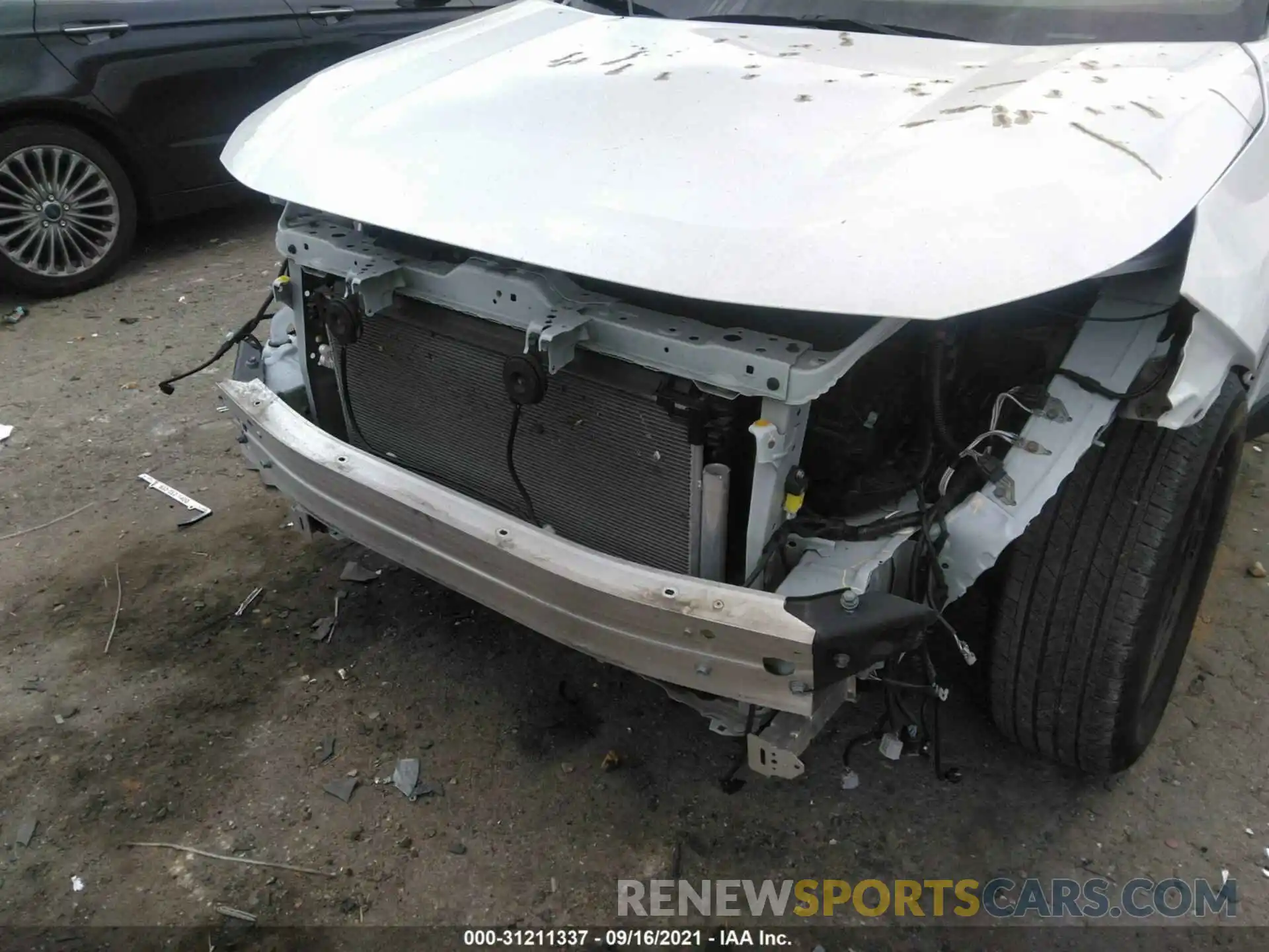 6 Photograph of a damaged car 2T3H1RFV7KW055678 TOYOTA RAV4 2019