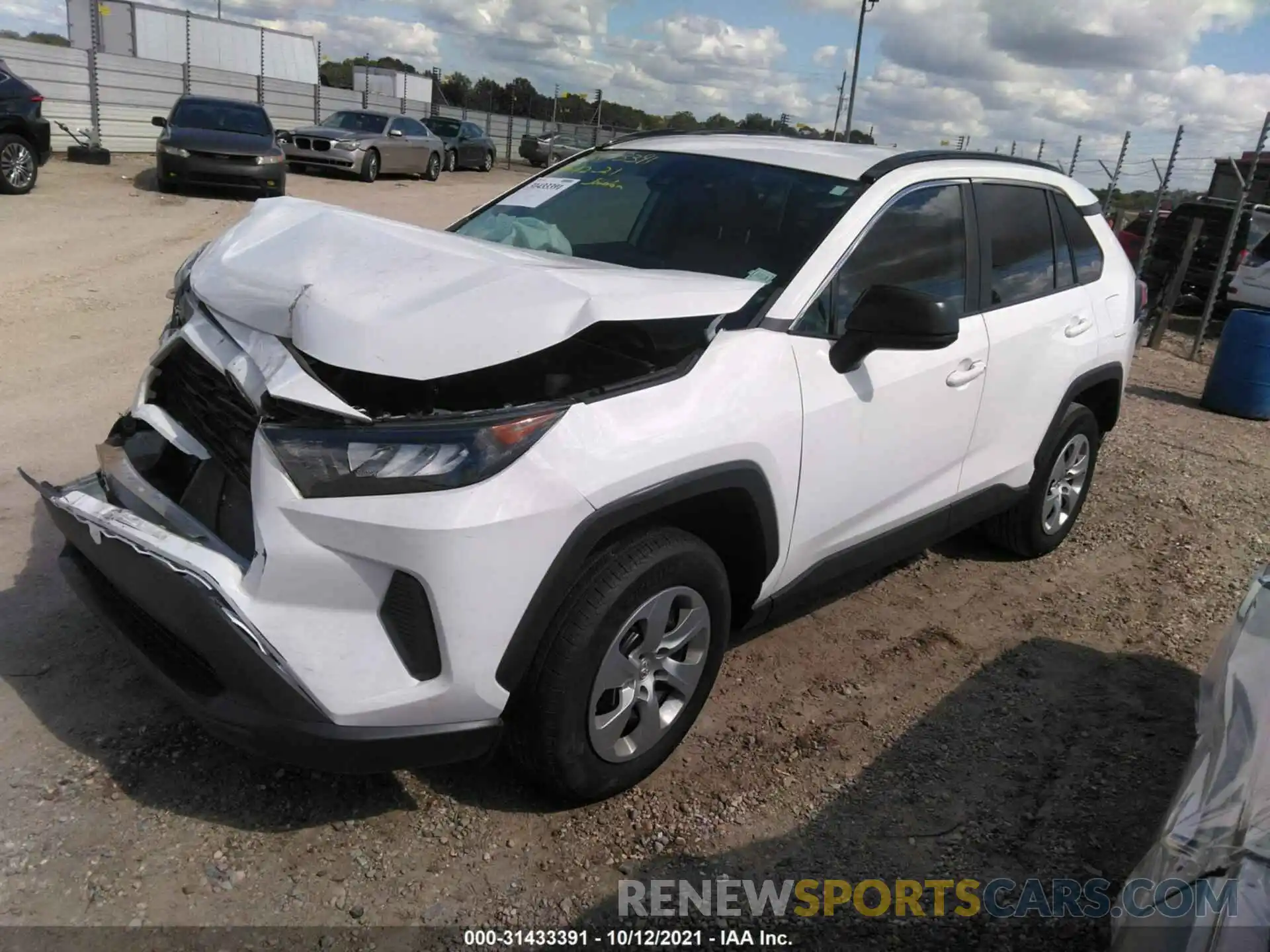 2 Photograph of a damaged car 2T3H1RFV7KW056037 TOYOTA RAV4 2019