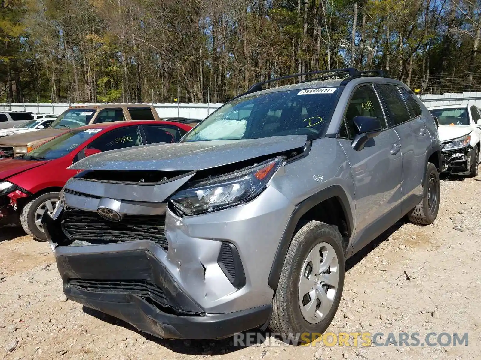 2 Photograph of a damaged car 2T3H1RFV8KC010847 TOYOTA RAV4 2019