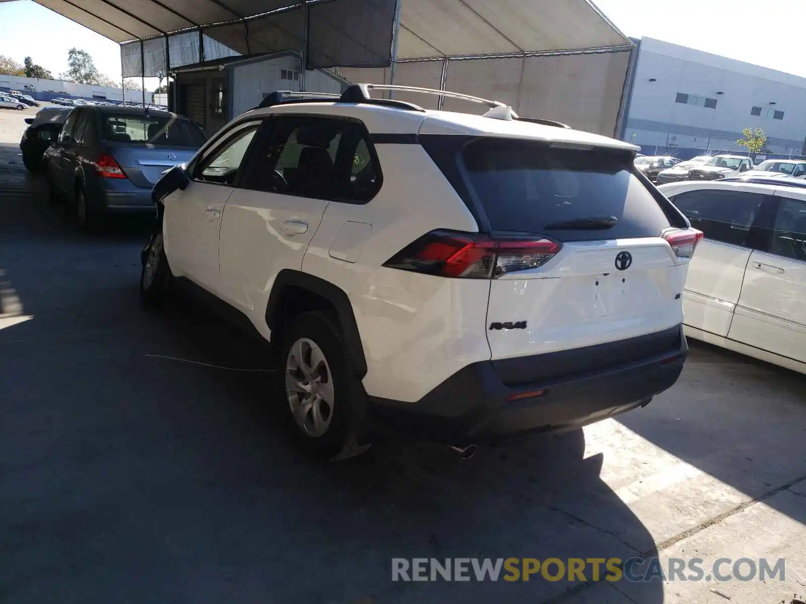 3 Photograph of a damaged car 2T3H1RFV8KC011061 TOYOTA RAV4 2019