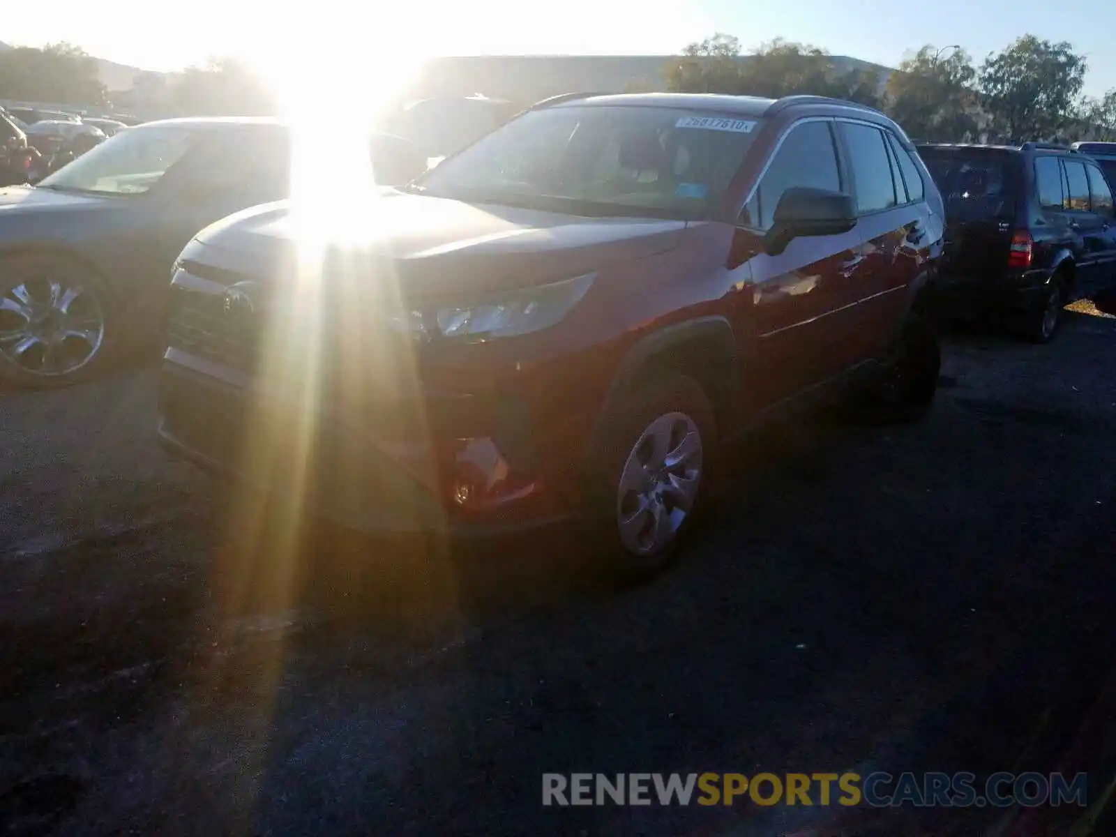 2 Photograph of a damaged car 2T3H1RFV8KC014526 TOYOTA RAV4 2019