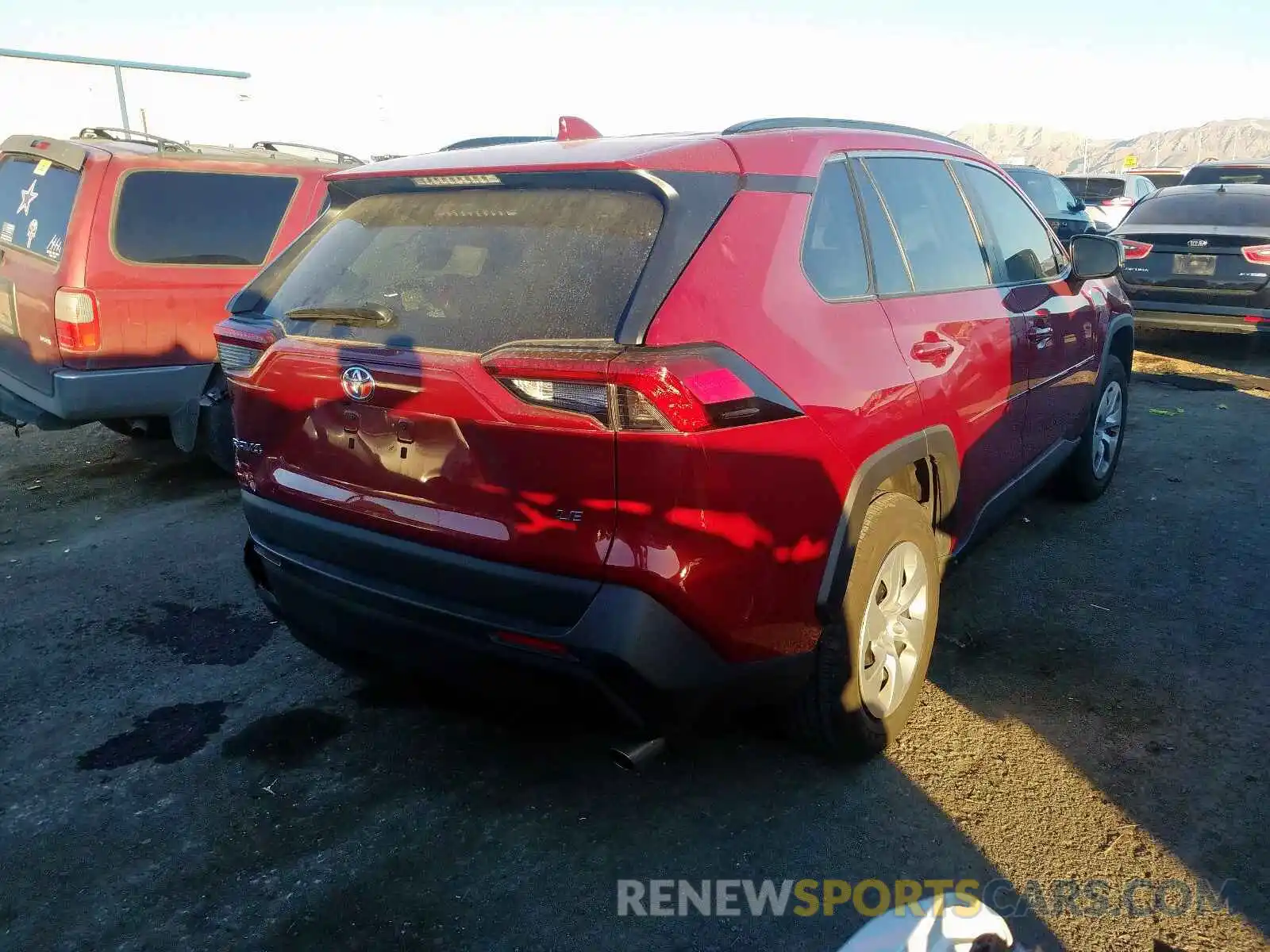 4 Photograph of a damaged car 2T3H1RFV8KC014526 TOYOTA RAV4 2019