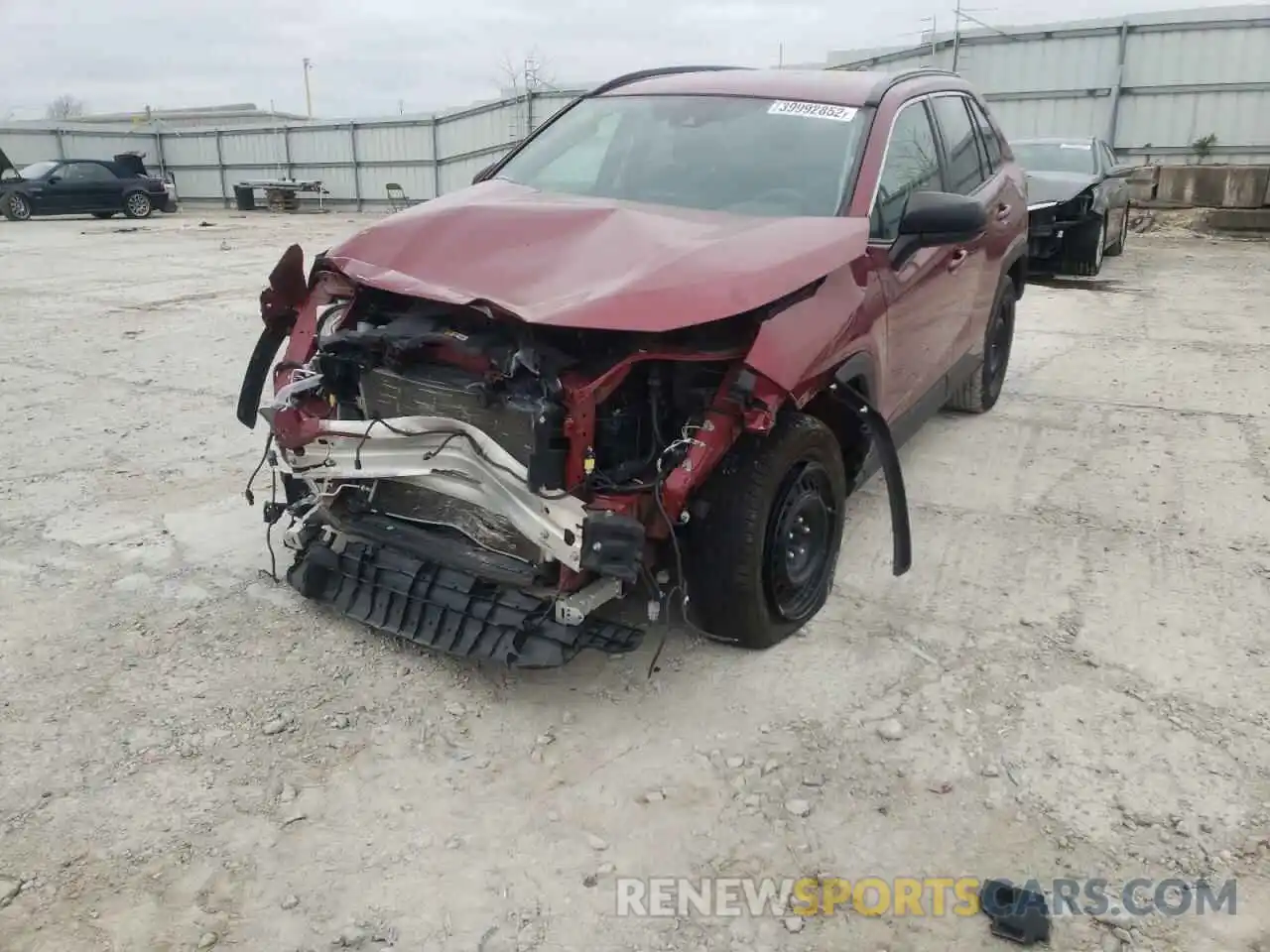 2 Photograph of a damaged car 2T3H1RFV8KW011267 TOYOTA RAV4 2019