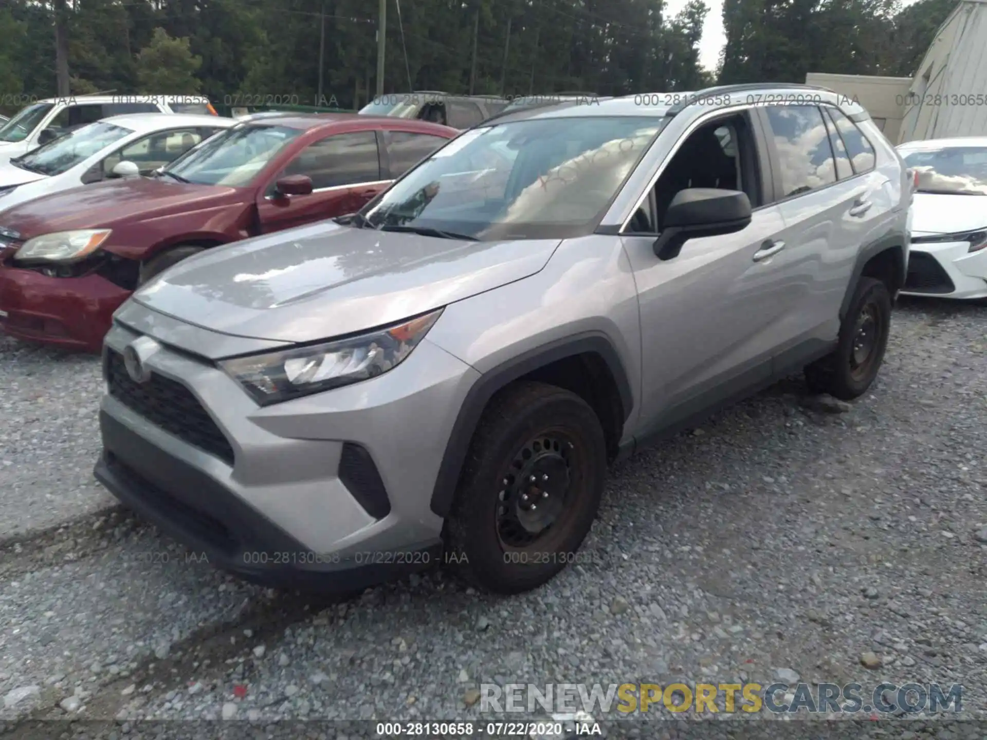 2 Photograph of a damaged car 2T3H1RFV8KW019370 TOYOTA RAV4 2019