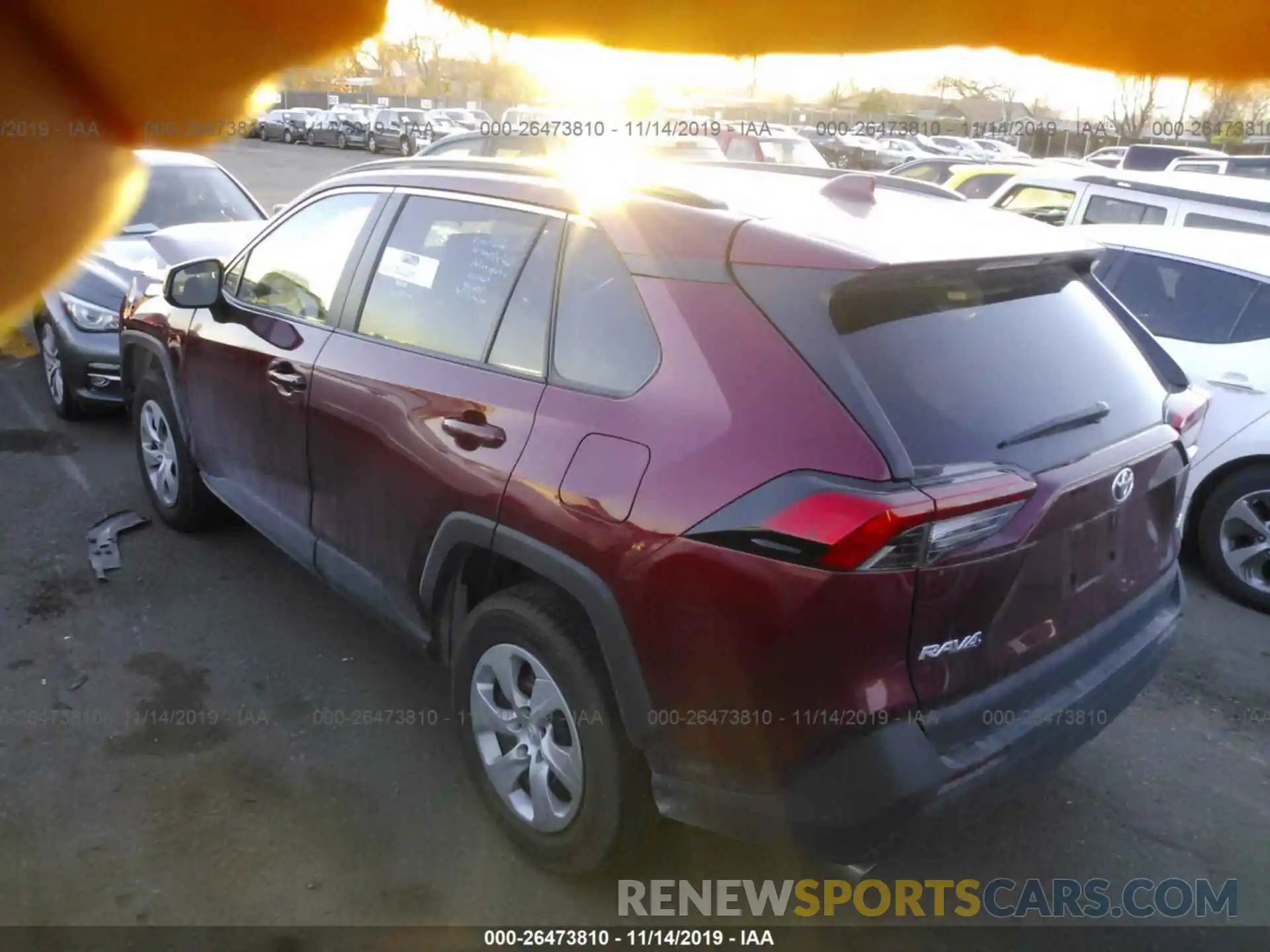 3 Фотография поврежденного автомобиля 2T3H1RFV8KW020745 TOYOTA RAV4 2019