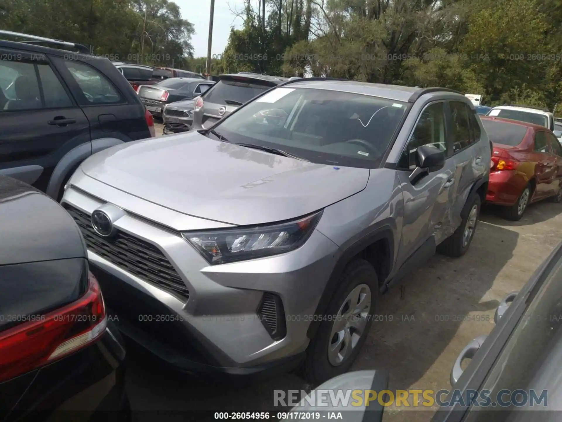 2 Фотография поврежденного автомобиля 2T3H1RFV8KW020888 TOYOTA RAV4 2019