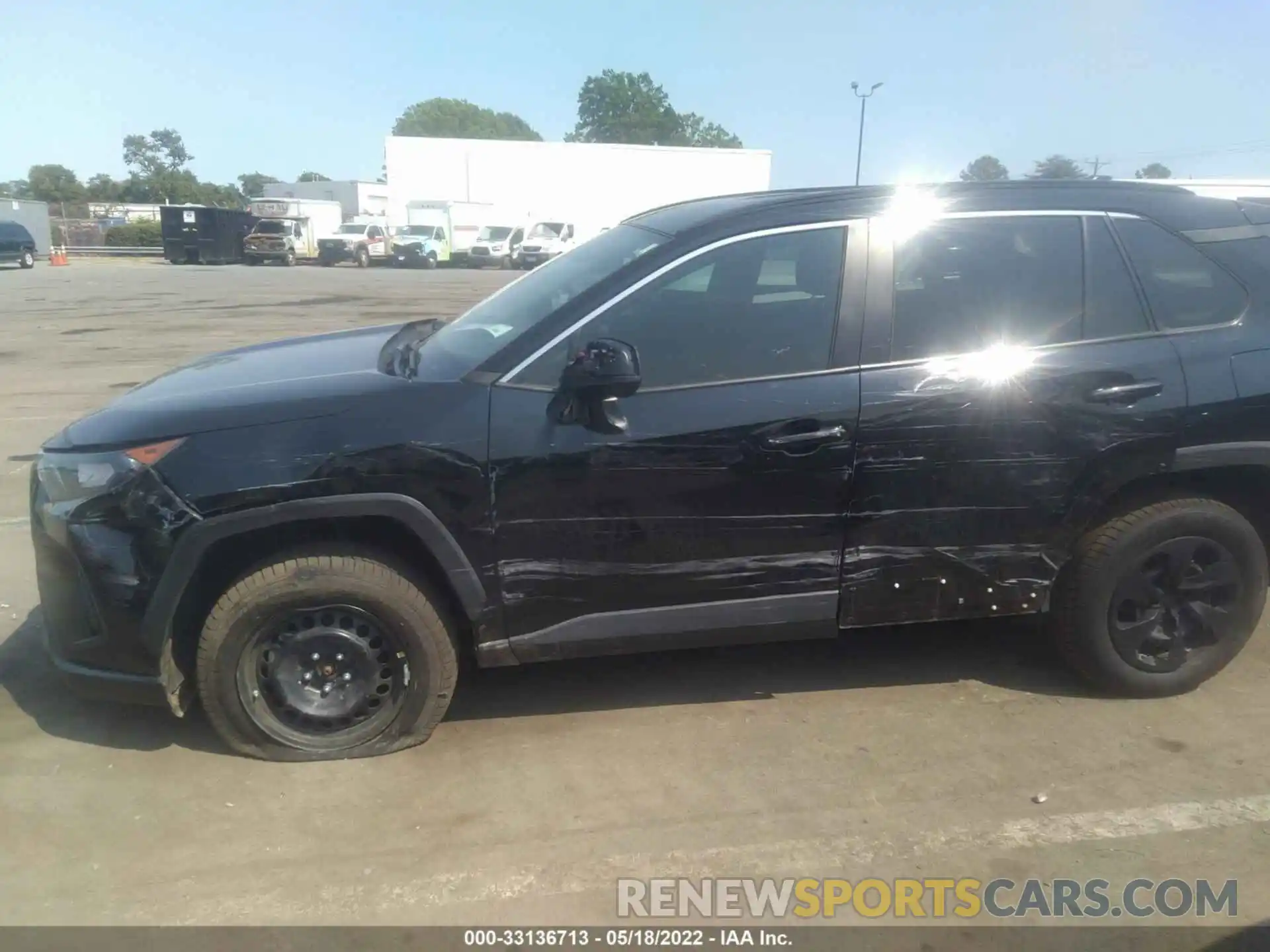 6 Photograph of a damaged car 2T3H1RFV8KW031910 TOYOTA RAV4 2019