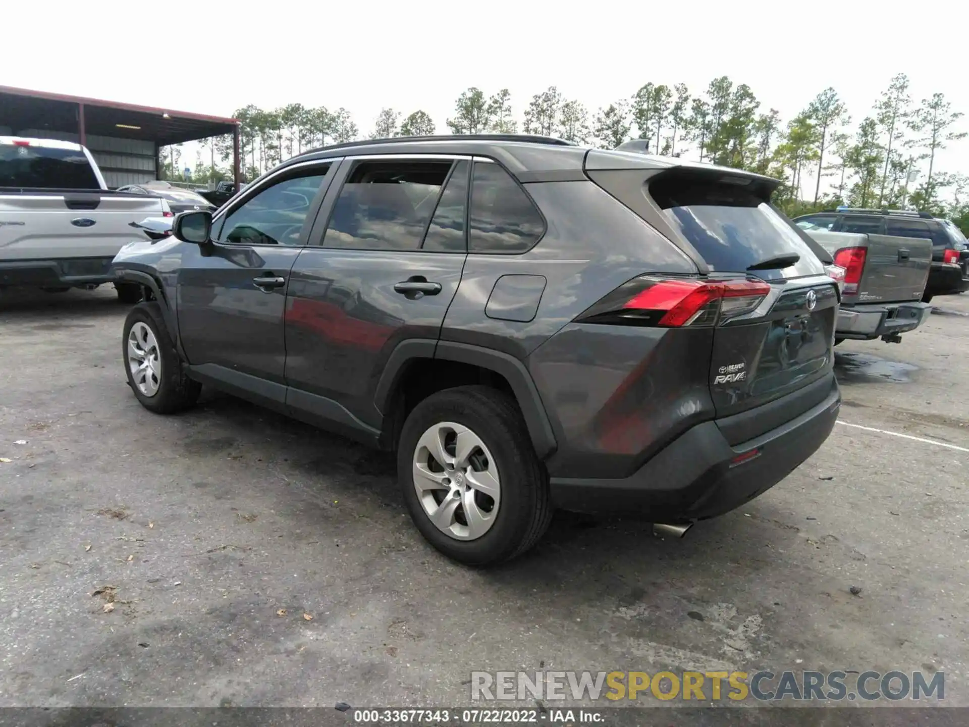 3 Photograph of a damaged car 2T3H1RFV8KW033589 TOYOTA RAV4 2019