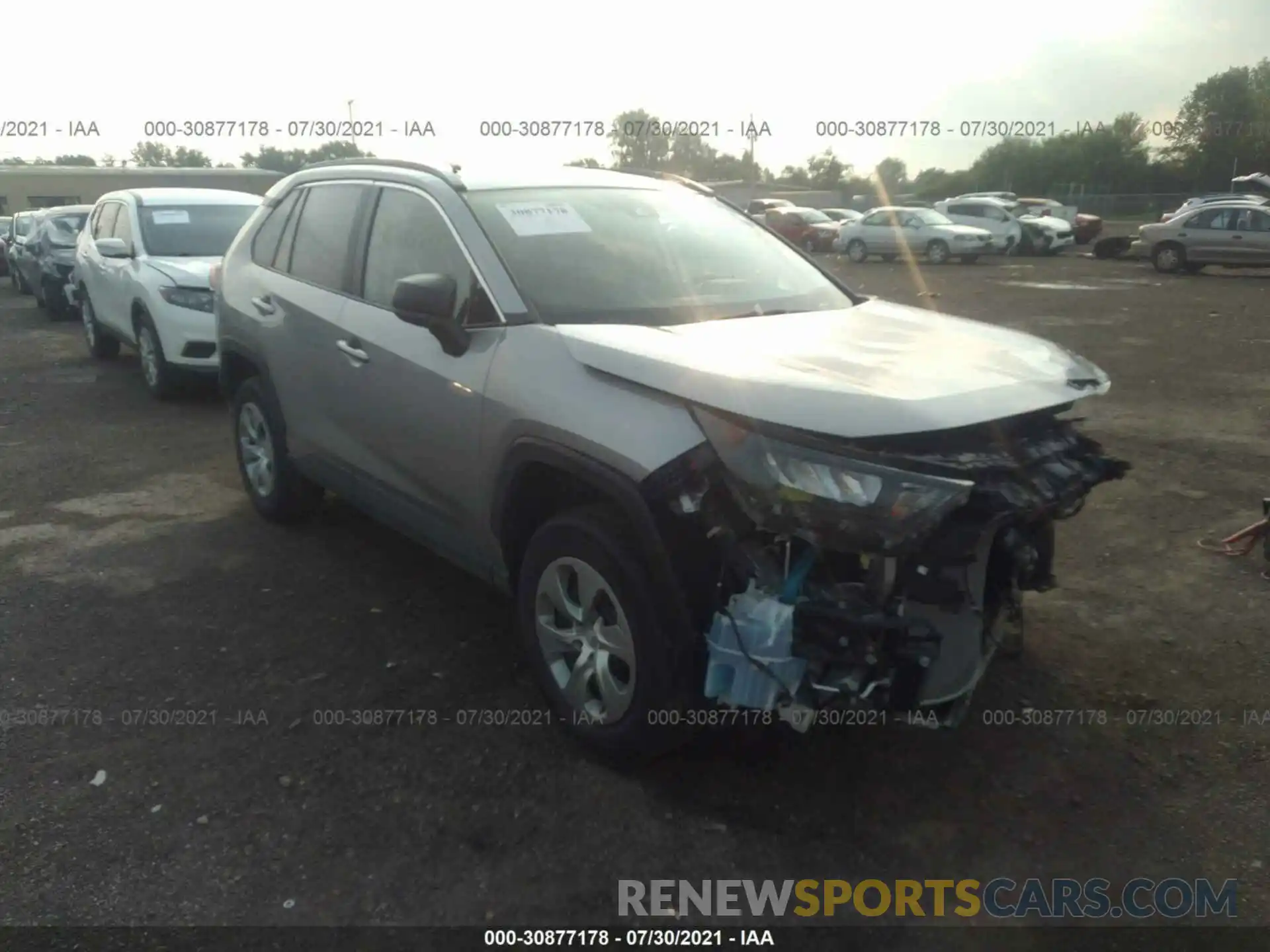 1 Photograph of a damaged car 2T3H1RFV8KW034368 TOYOTA RAV4 2019