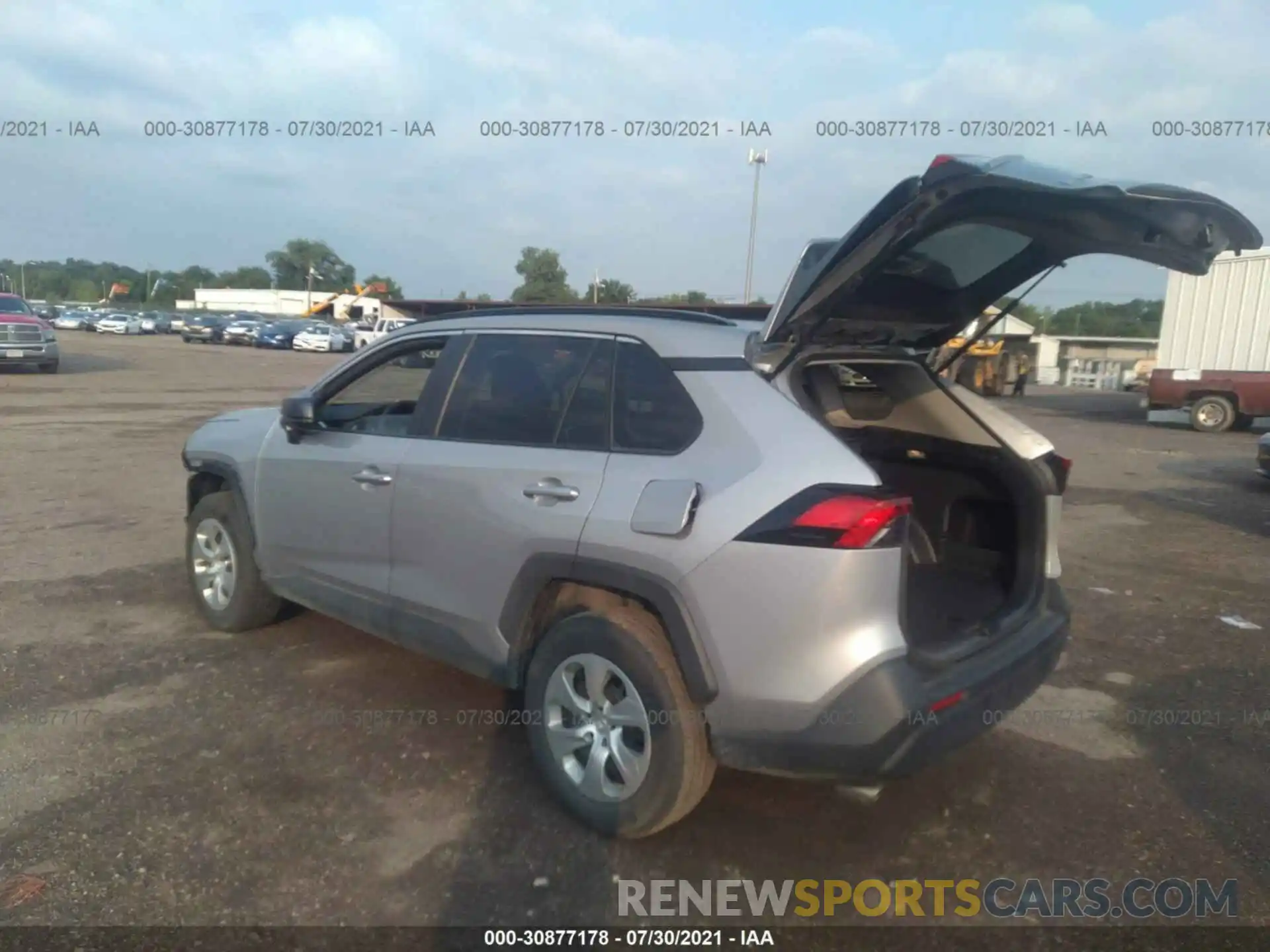 3 Photograph of a damaged car 2T3H1RFV8KW034368 TOYOTA RAV4 2019