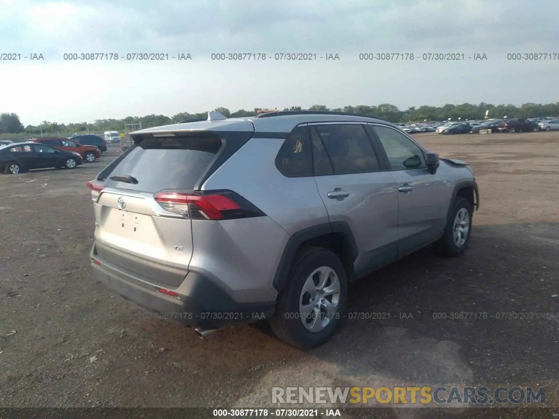 4 Фотография поврежденного автомобиля 2T3H1RFV8KW034368 TOYOTA RAV4 2019