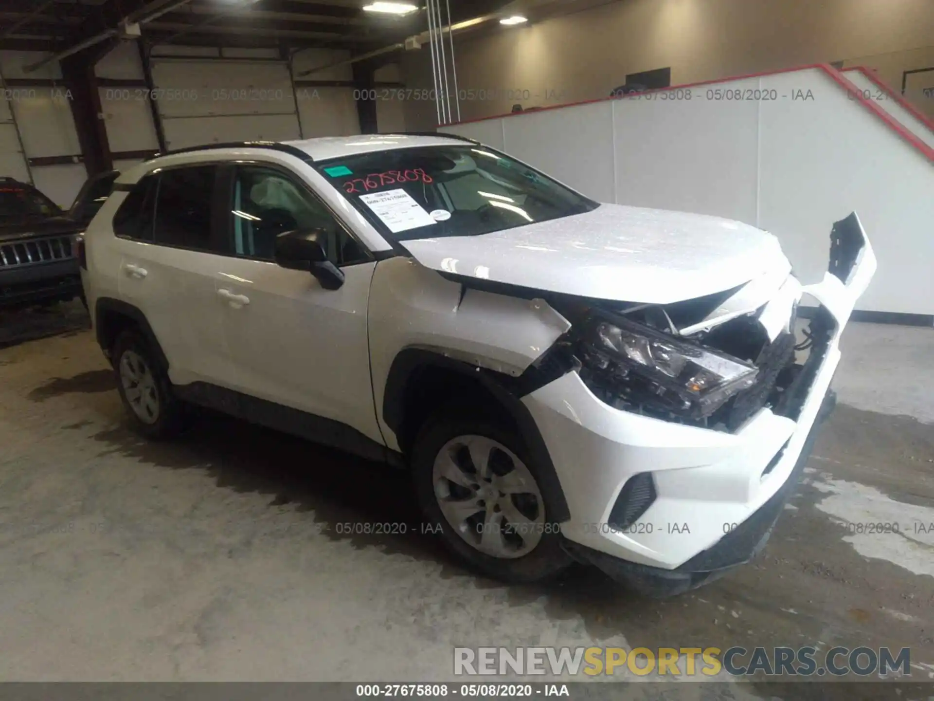 1 Photograph of a damaged car 2T3H1RFV8KW037254 TOYOTA RAV4 2019