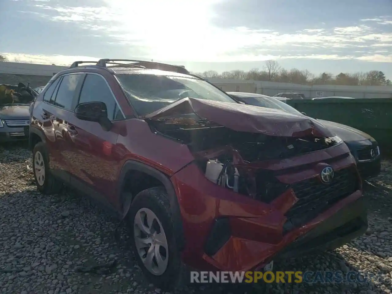 1 Photograph of a damaged car 2T3H1RFV8KW037383 TOYOTA RAV4 2019