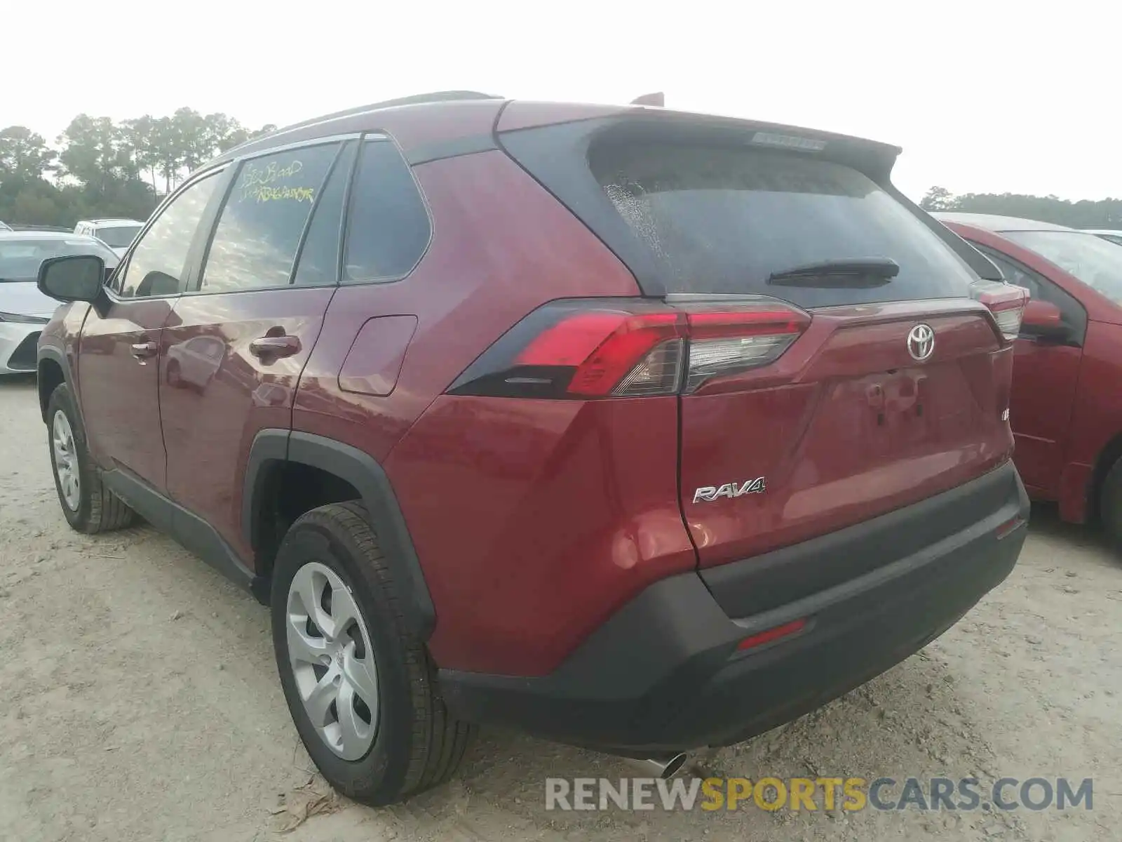 3 Photograph of a damaged car 2T3H1RFV8KW037481 TOYOTA RAV4 2019