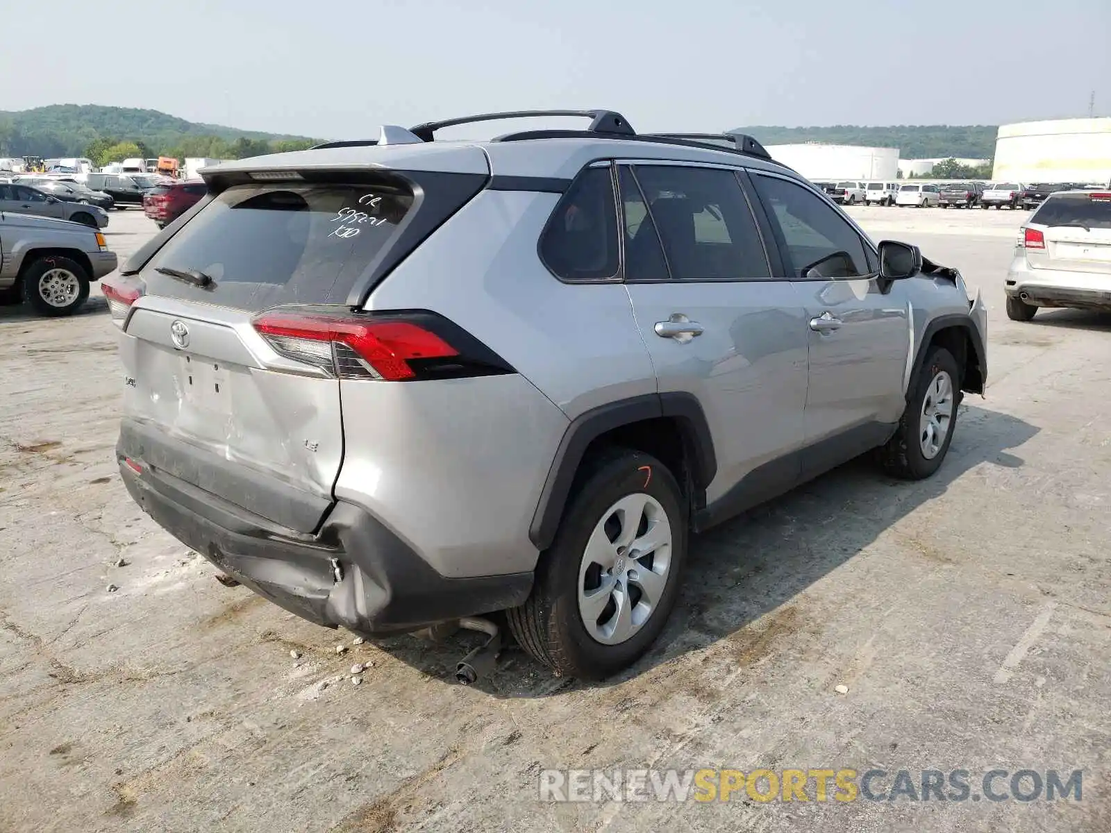 4 Фотография поврежденного автомобиля 2T3H1RFV8KW038842 TOYOTA RAV4 2019