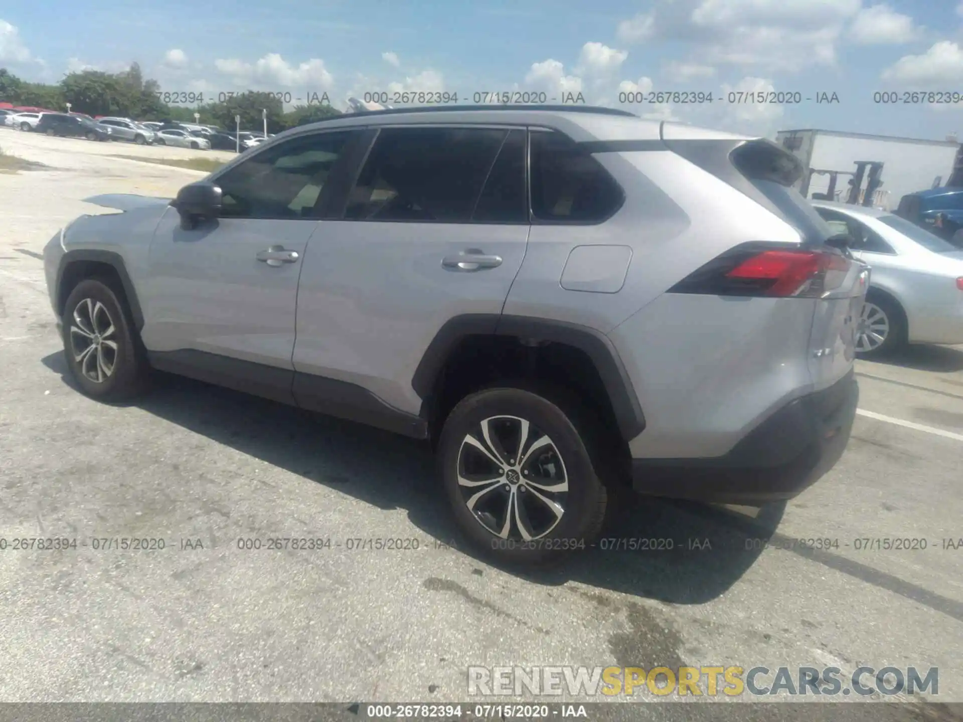 3 Photograph of a damaged car 2T3H1RFV8KW039280 TOYOTA RAV4 2019