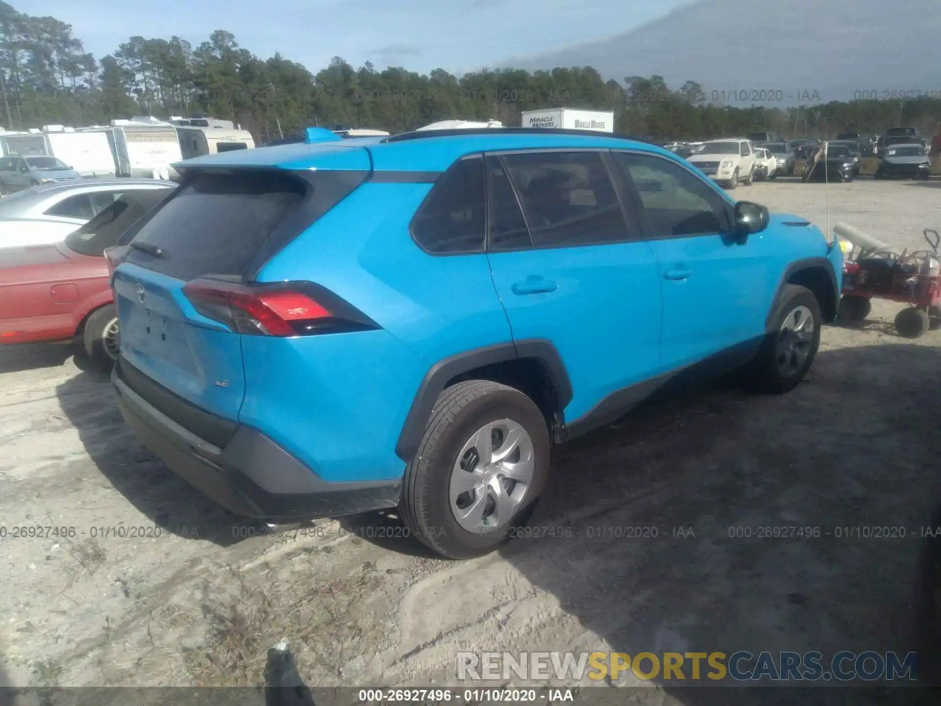 4 Photograph of a damaged car 2T3H1RFV8KW039599 TOYOTA RAV4 2019