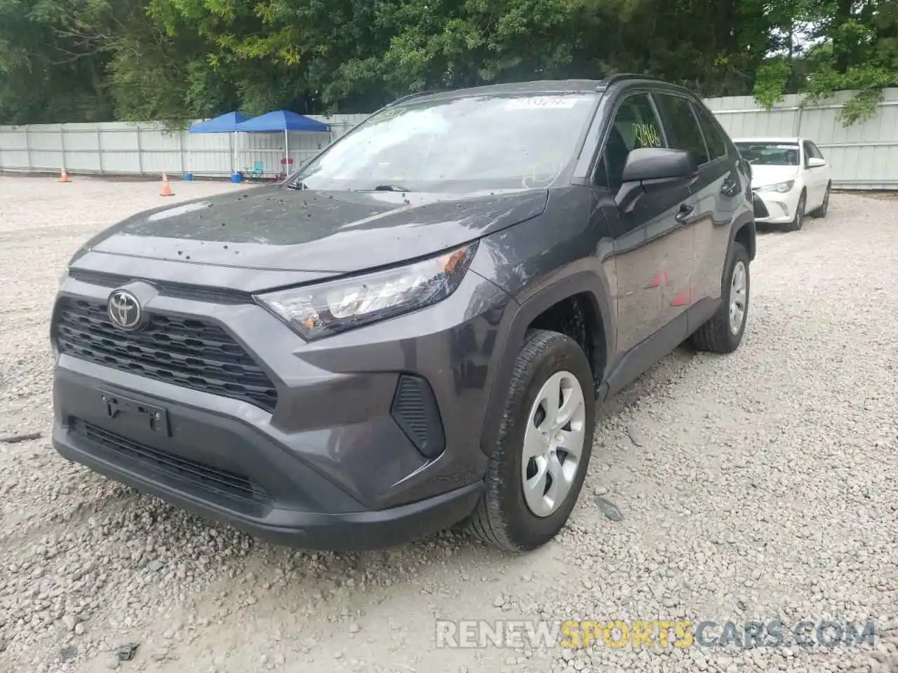 2 Photograph of a damaged car 2T3H1RFV8KW041904 TOYOTA RAV4 2019