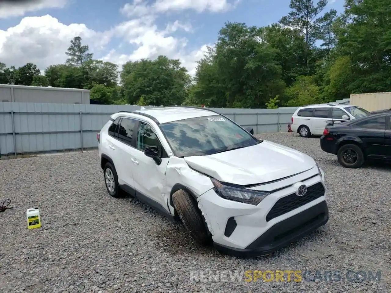 1 Photograph of a damaged car 2T3H1RFV8KW044527 TOYOTA RAV4 2019