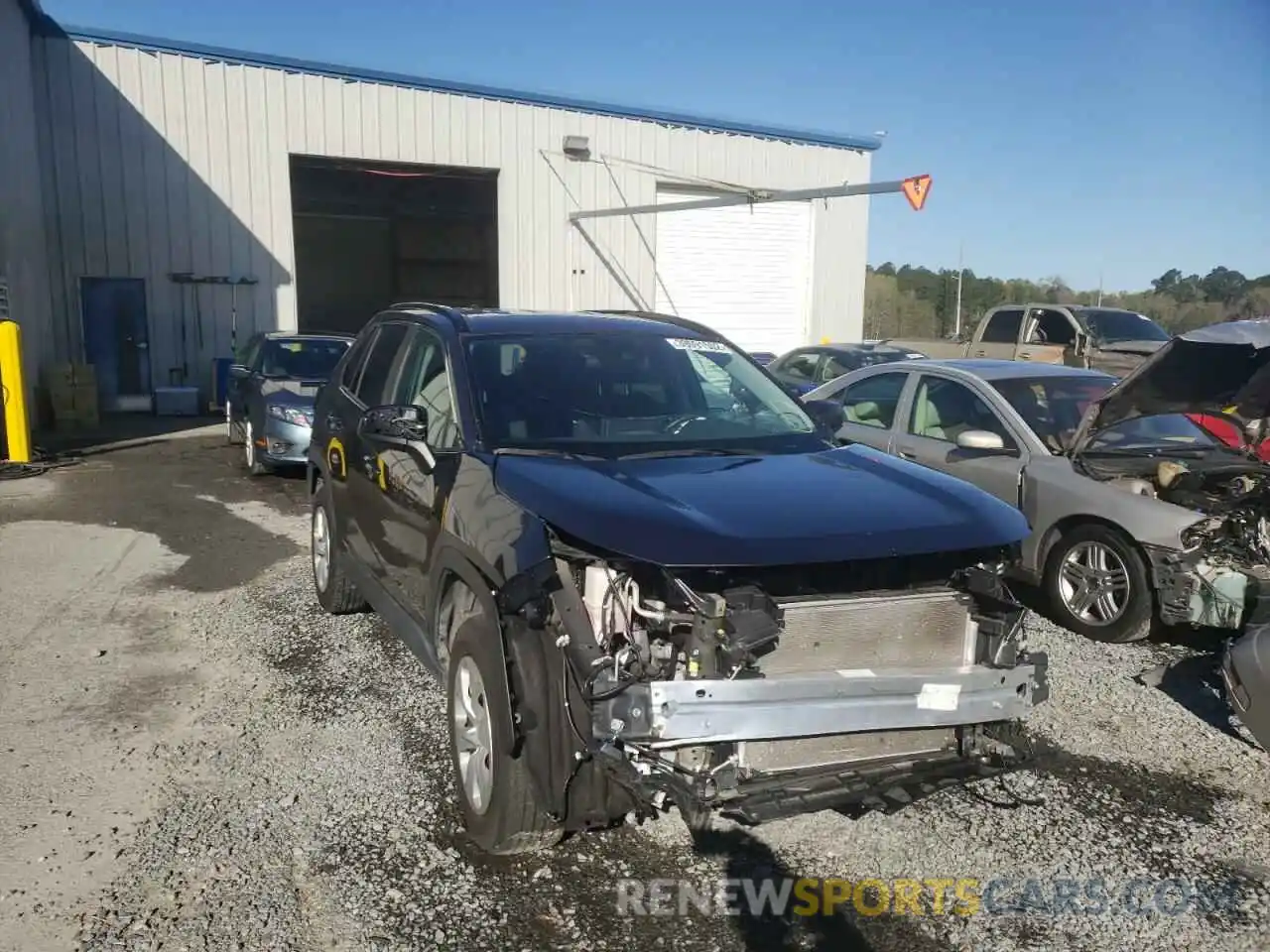 1 Photograph of a damaged car 2T3H1RFV8KW044768 TOYOTA RAV4 2019