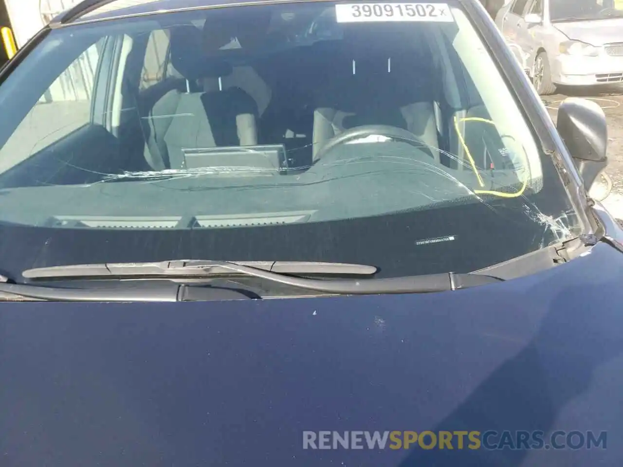 10 Photograph of a damaged car 2T3H1RFV8KW044768 TOYOTA RAV4 2019