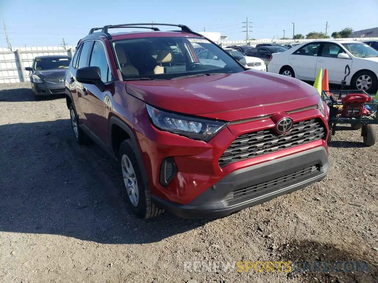 1 Photograph of a damaged car 2T3H1RFV8KW046164 TOYOTA RAV4 2019