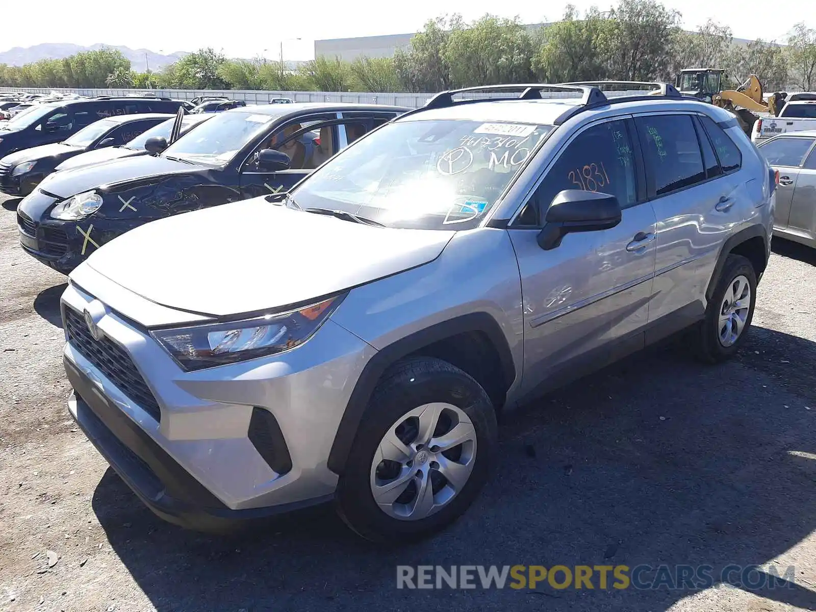 2 Фотография поврежденного автомобиля 2T3H1RFV8KW052207 TOYOTA RAV4 2019