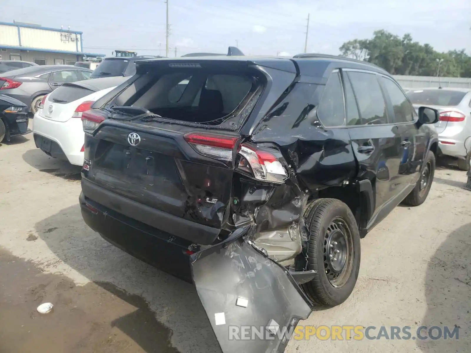 9 Photograph of a damaged car 2T3H1RFV8KW052837 TOYOTA RAV4 2019