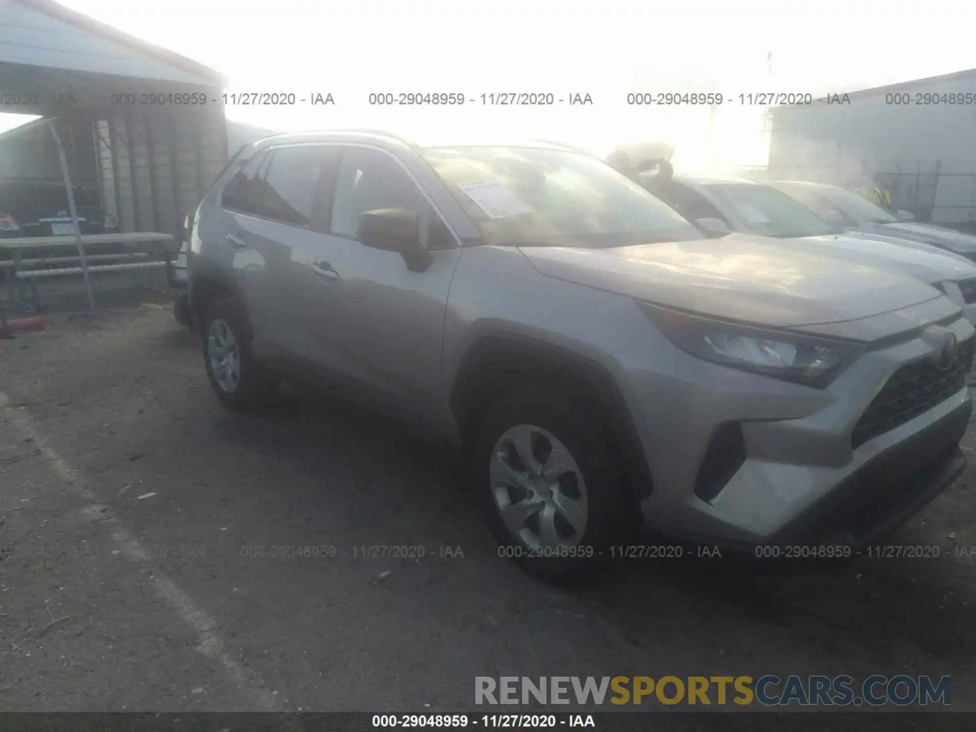 1 Photograph of a damaged car 2T3H1RFV8KW054667 TOYOTA RAV4 2019