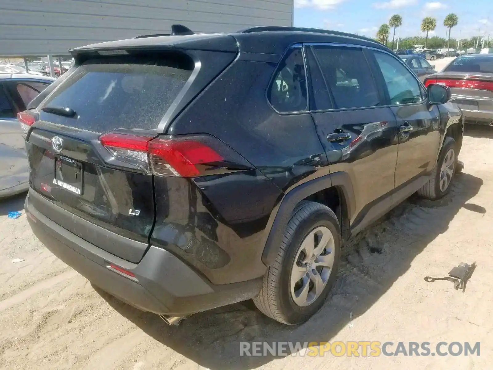 4 Photograph of a damaged car 2T3H1RFV9KC009187 TOYOTA RAV4 2019