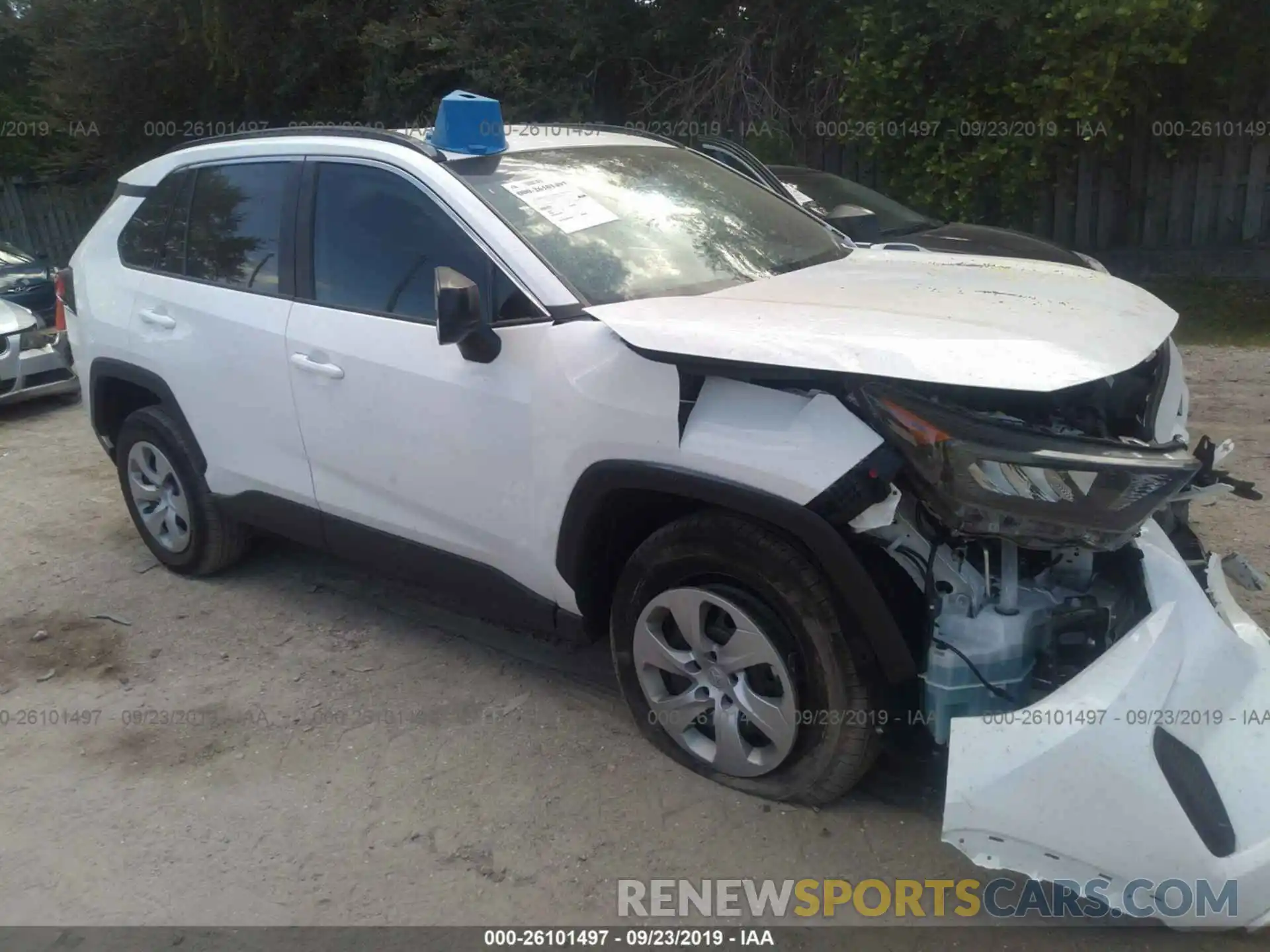 1 Photograph of a damaged car 2T3H1RFV9KC021484 TOYOTA RAV4 2019