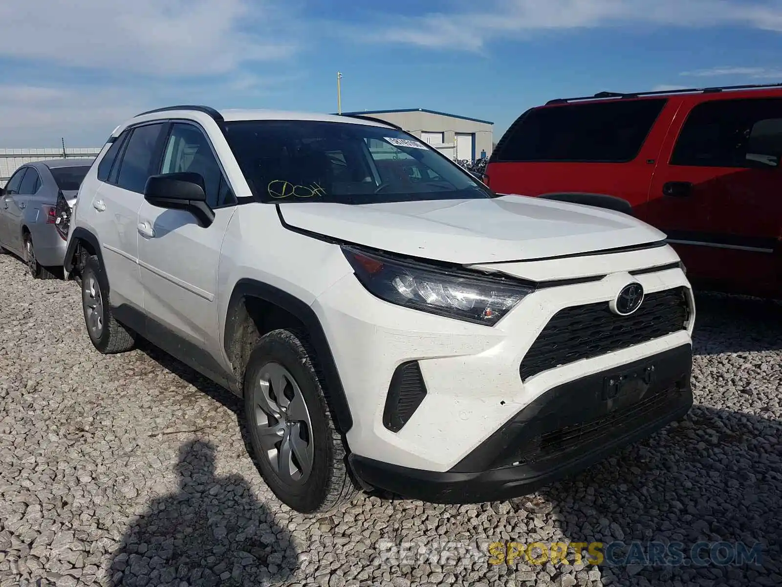 1 Фотография поврежденного автомобиля 2T3H1RFV9KW004361 TOYOTA RAV4 2019