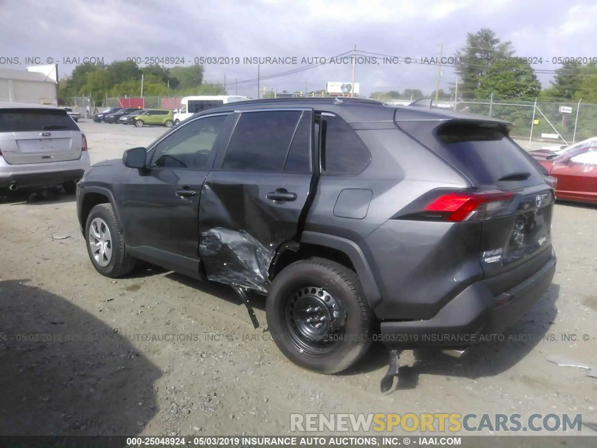 3 Photograph of a damaged car 2T3H1RFV9KW006787 TOYOTA RAV4 2019