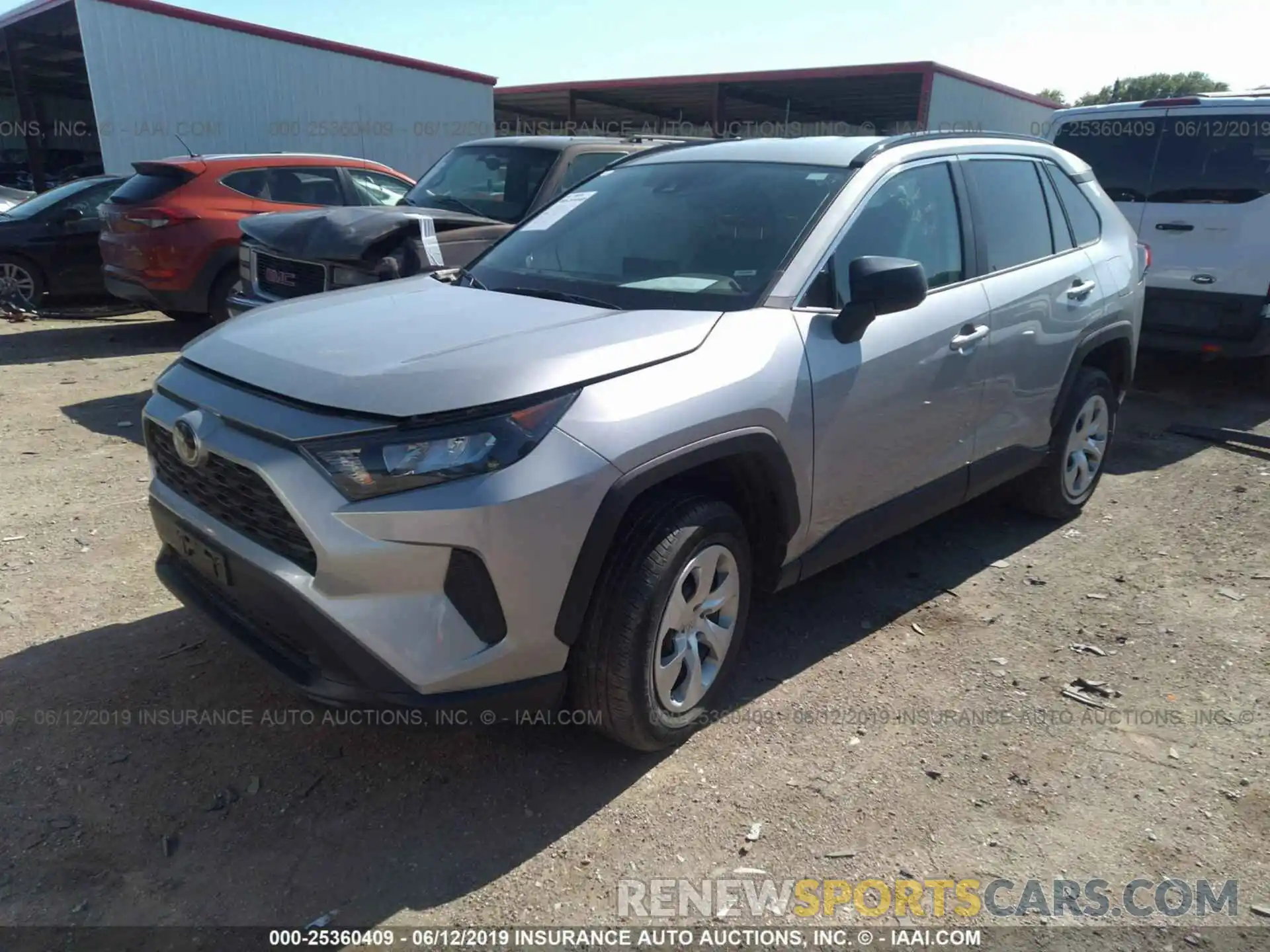 2 Фотография поврежденного автомобиля 2T3H1RFV9KW007339 TOYOTA RAV4 2019