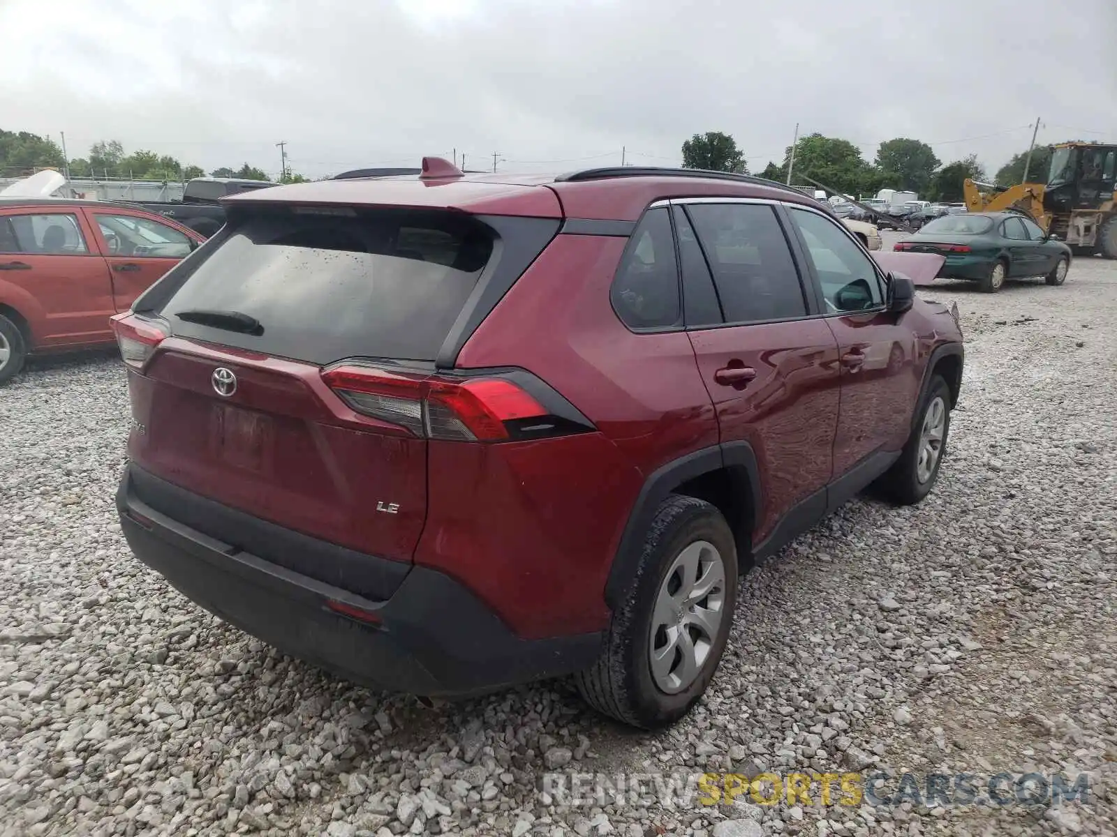 4 Photograph of a damaged car 2T3H1RFV9KW018874 TOYOTA RAV4 2019