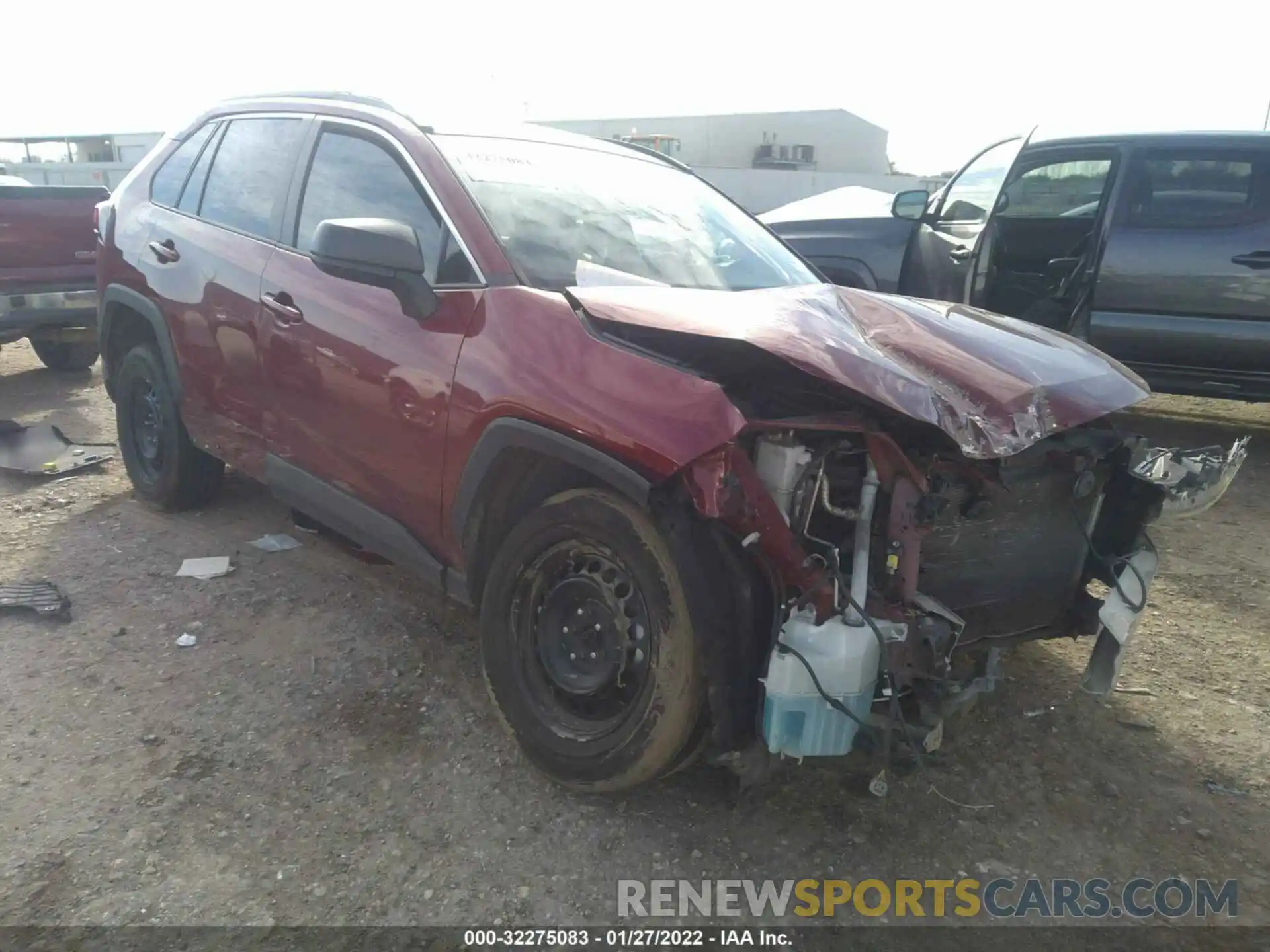 1 Photograph of a damaged car 2T3H1RFV9KW021354 TOYOTA RAV4 2019