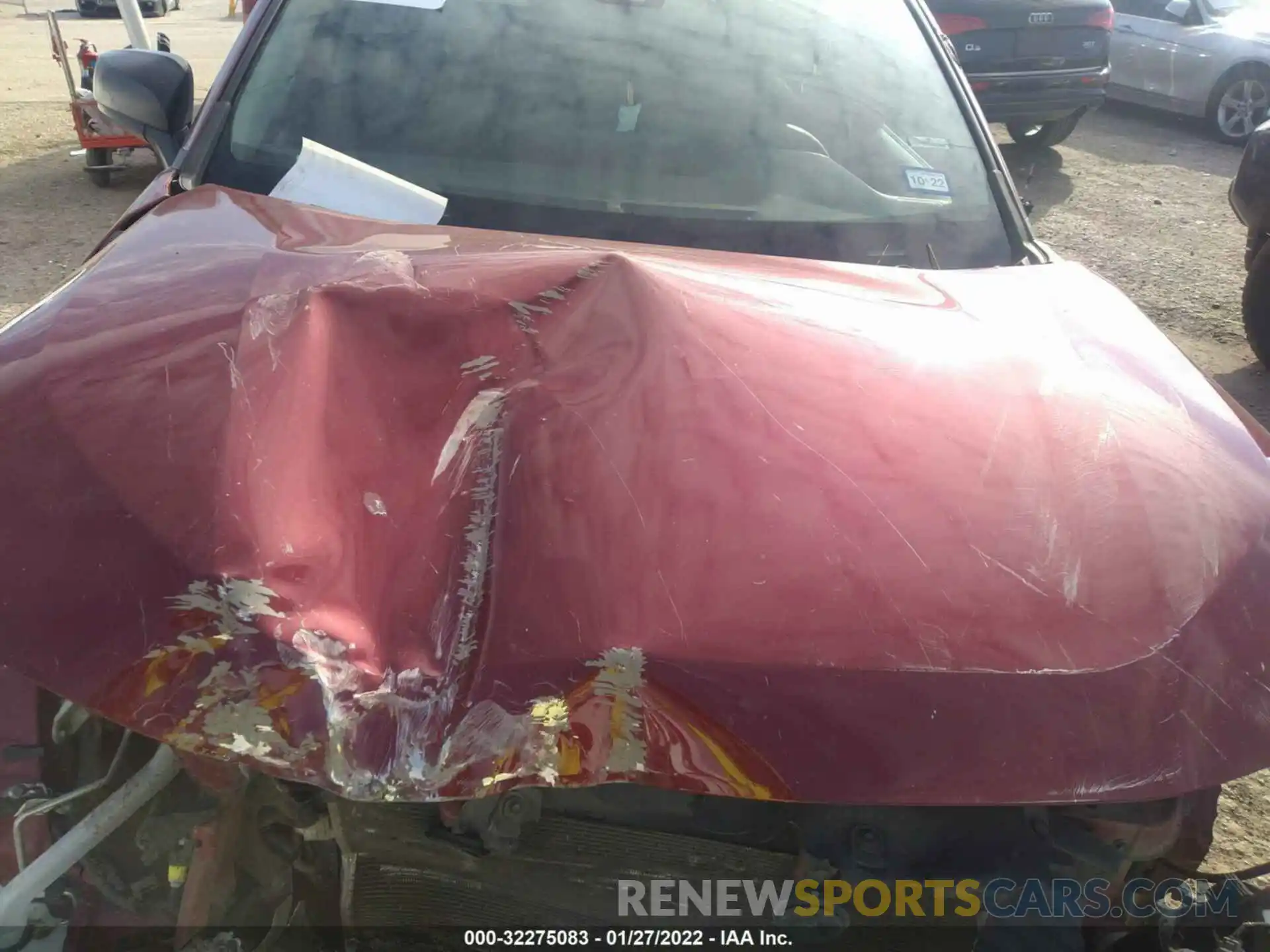 10 Photograph of a damaged car 2T3H1RFV9KW021354 TOYOTA RAV4 2019