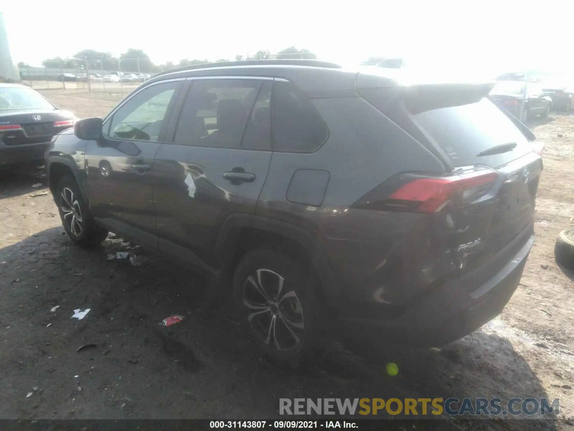 3 Photograph of a damaged car 2T3H1RFV9KW030880 TOYOTA RAV4 2019